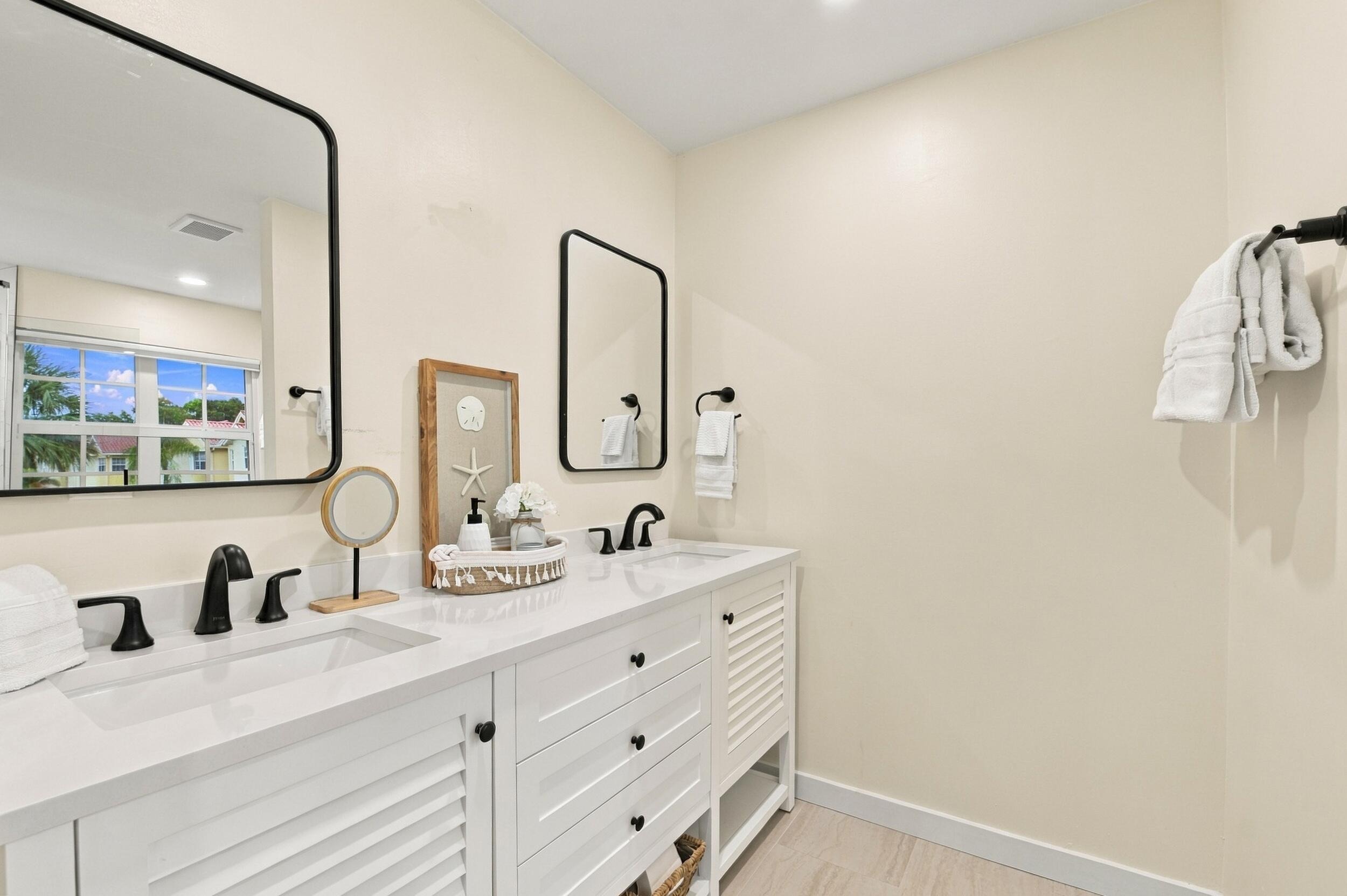 Ocean Blvd, Pompano Beach, FL 33062