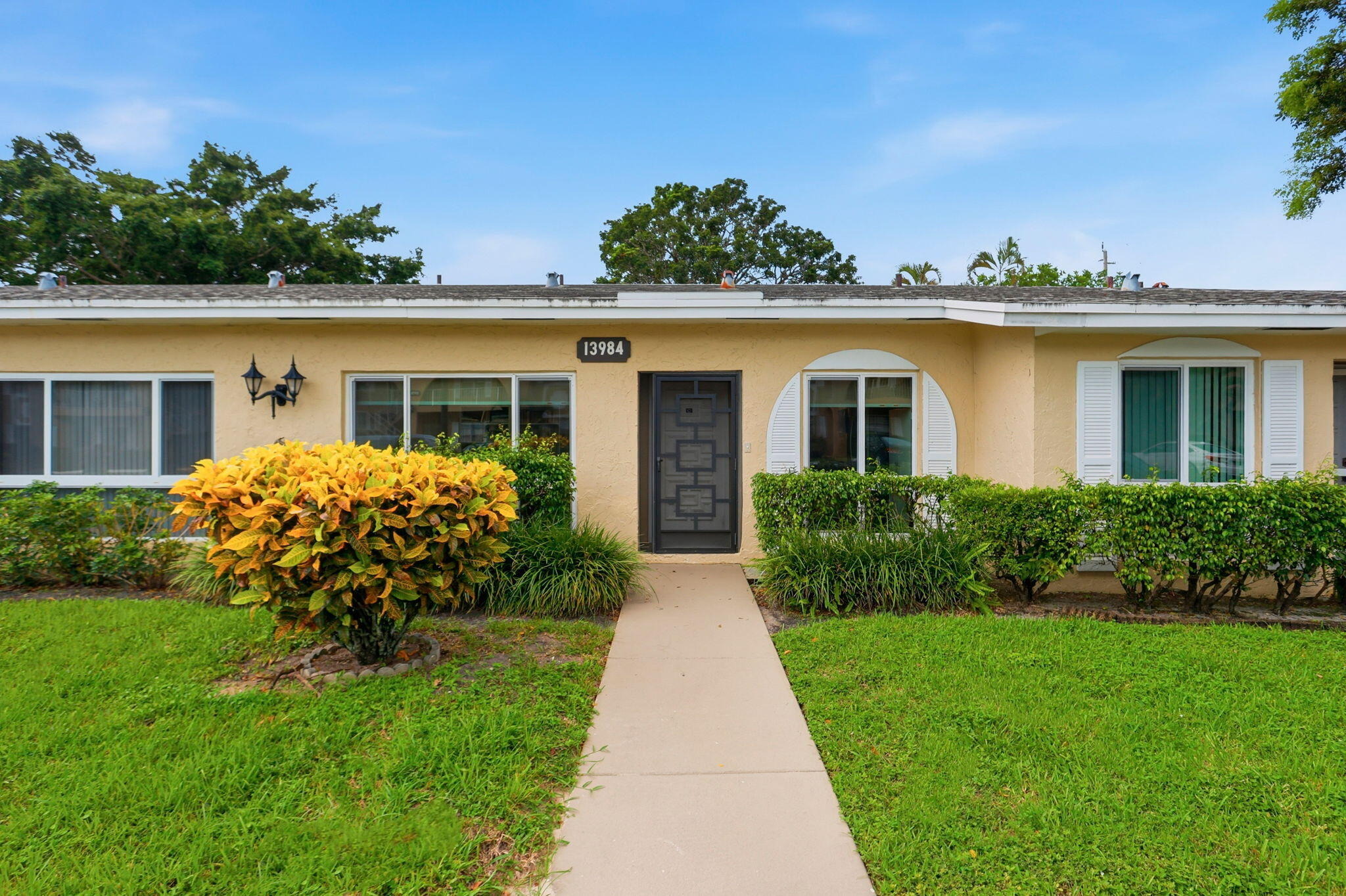Via Flora , Delray Beach, FL 33484