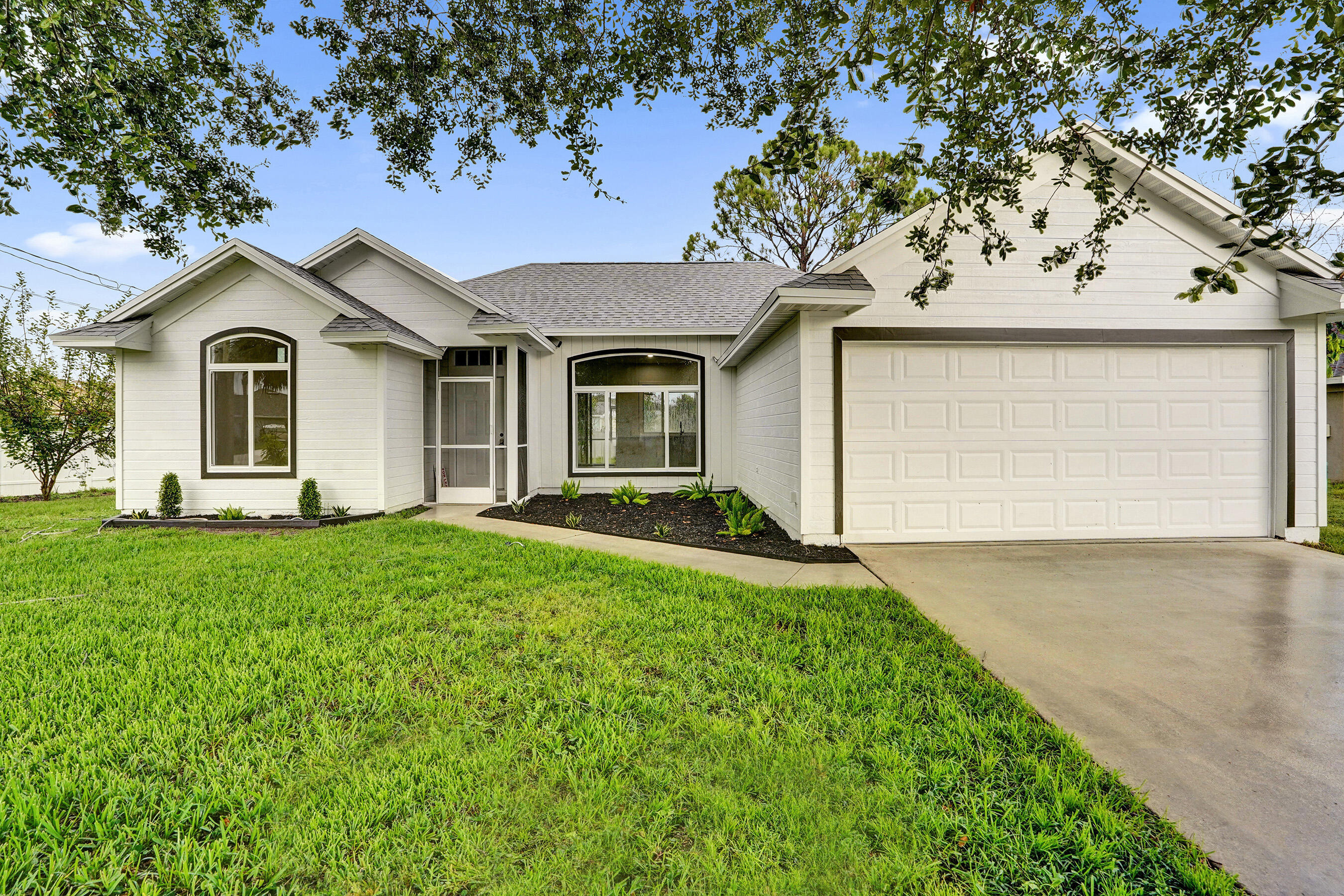 Edinburgh Dr, Port Saint Lucie, FL 34953