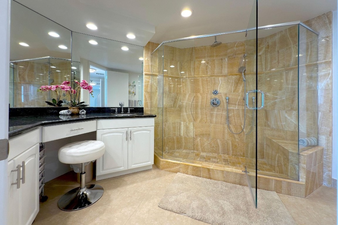 Ocean Ln, Fort Lauderdale, FL 33316