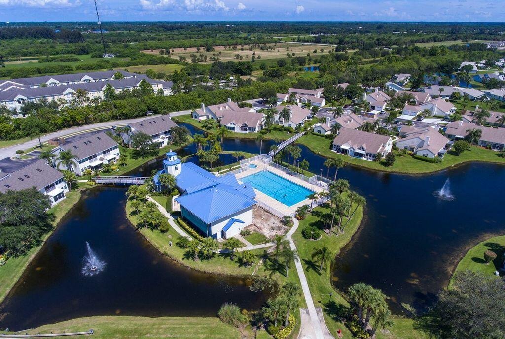 Aynsley Way, Vero Beach, FL 32966