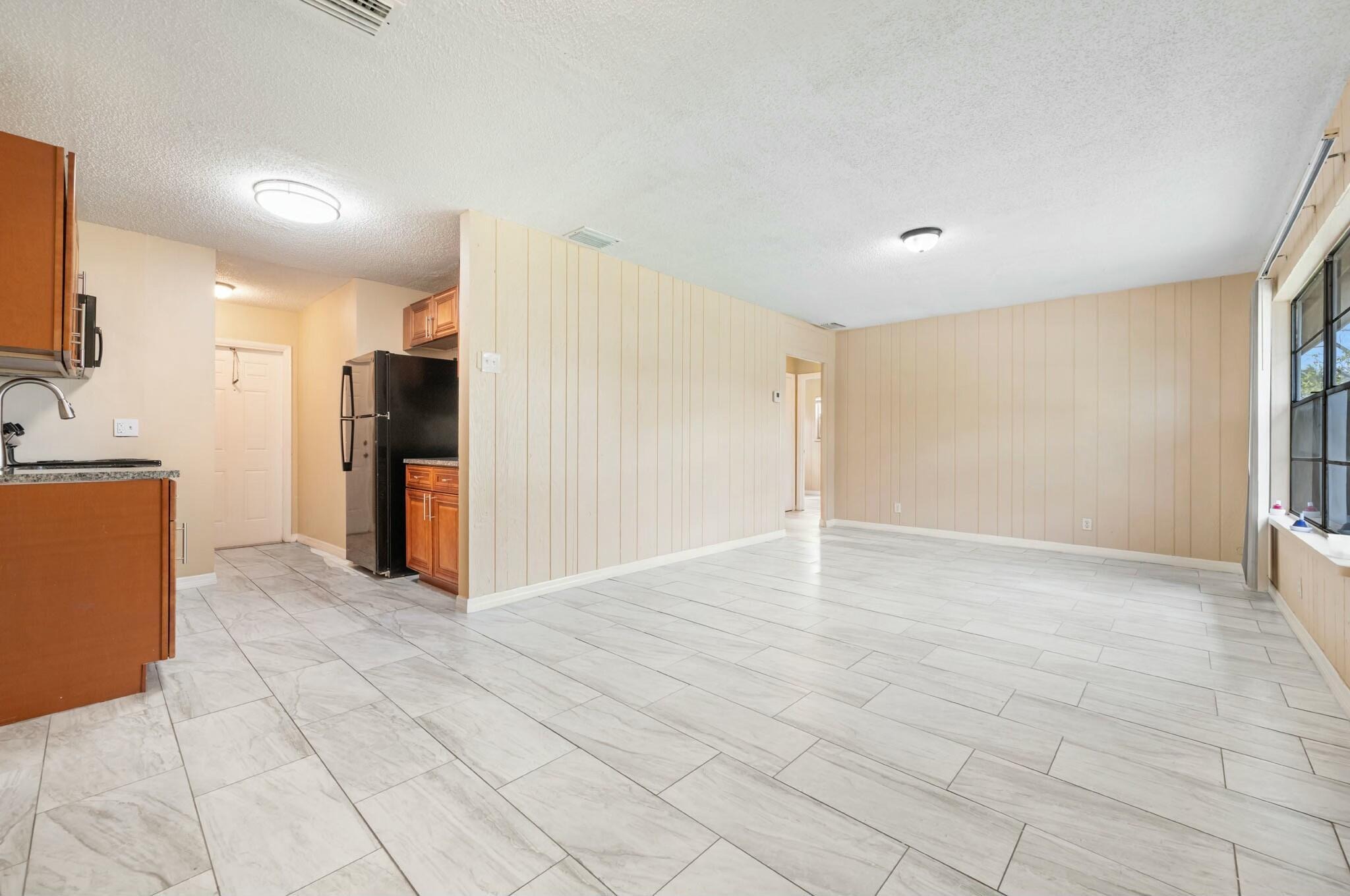 22nd St, Belle Glade, FL 33430 #1