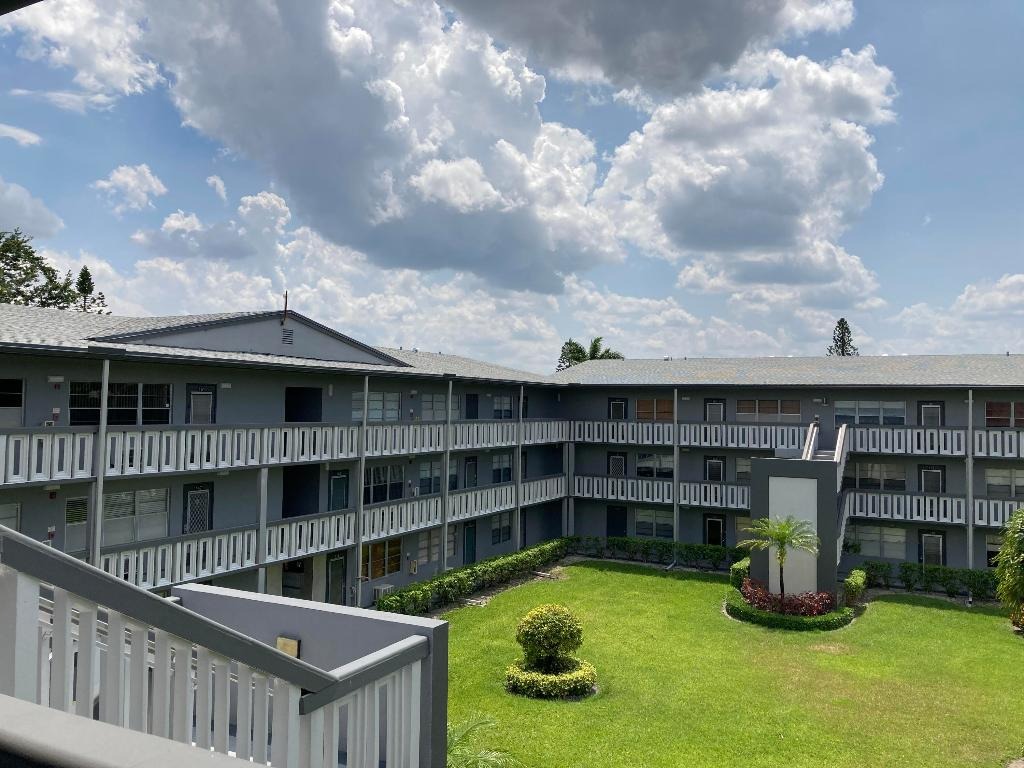 Suffolk D , Boca Raton, FL 33434