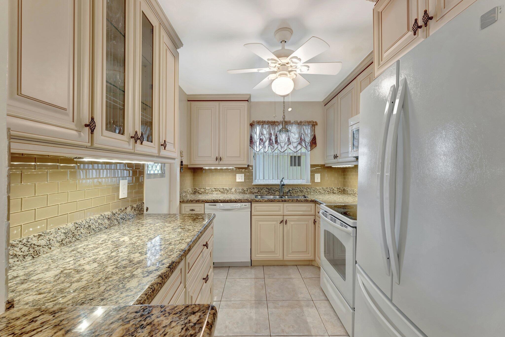 7th St, Deerfield Beach, FL 33441