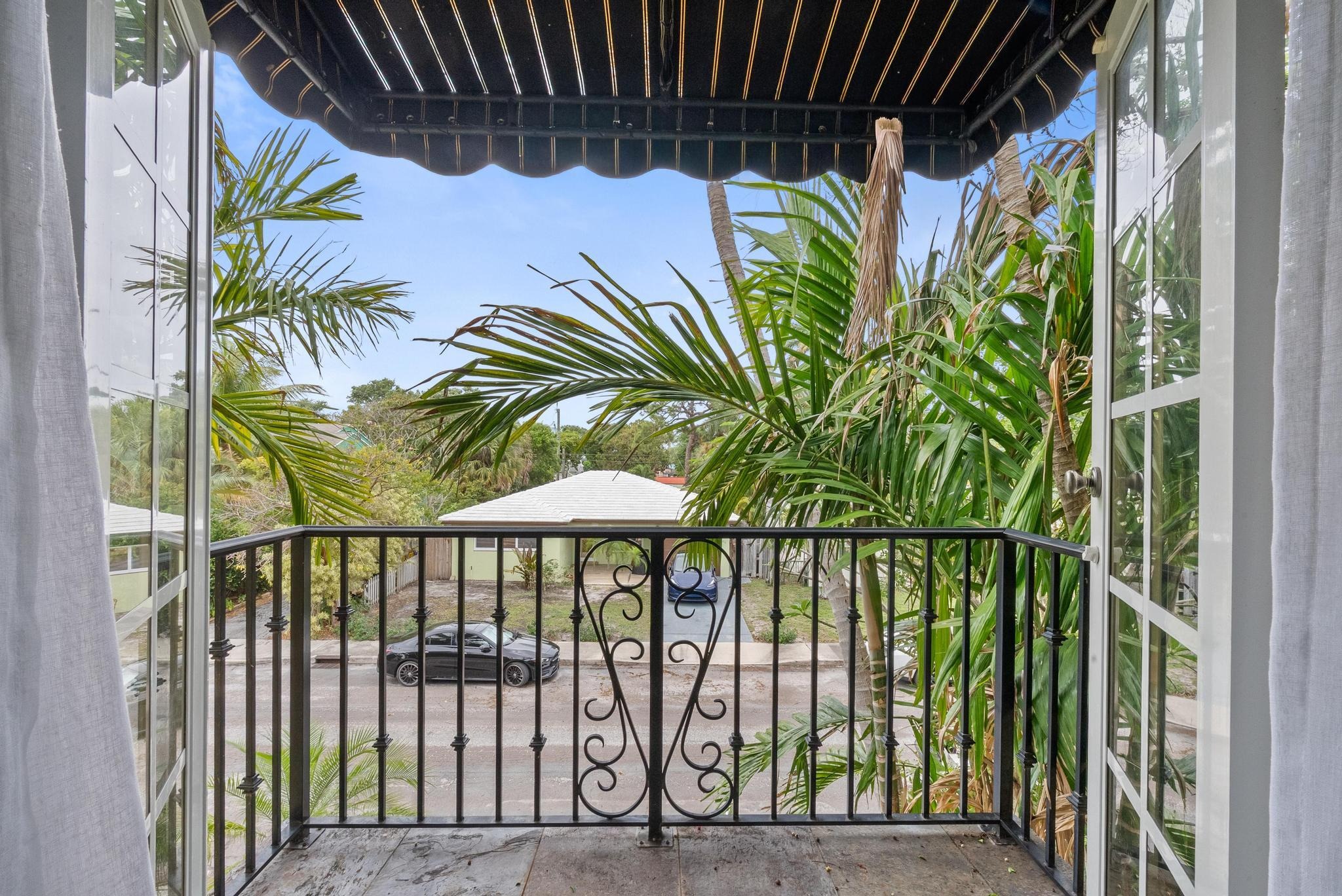 Palmway , Lake Worth Beach, FL 33460