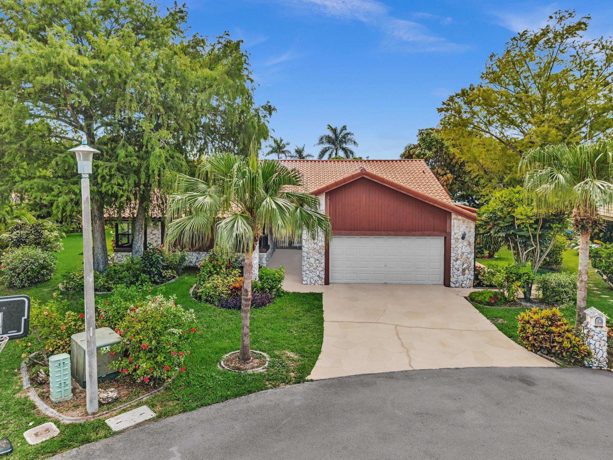 85th Ter, Tamarac, FL 33321
