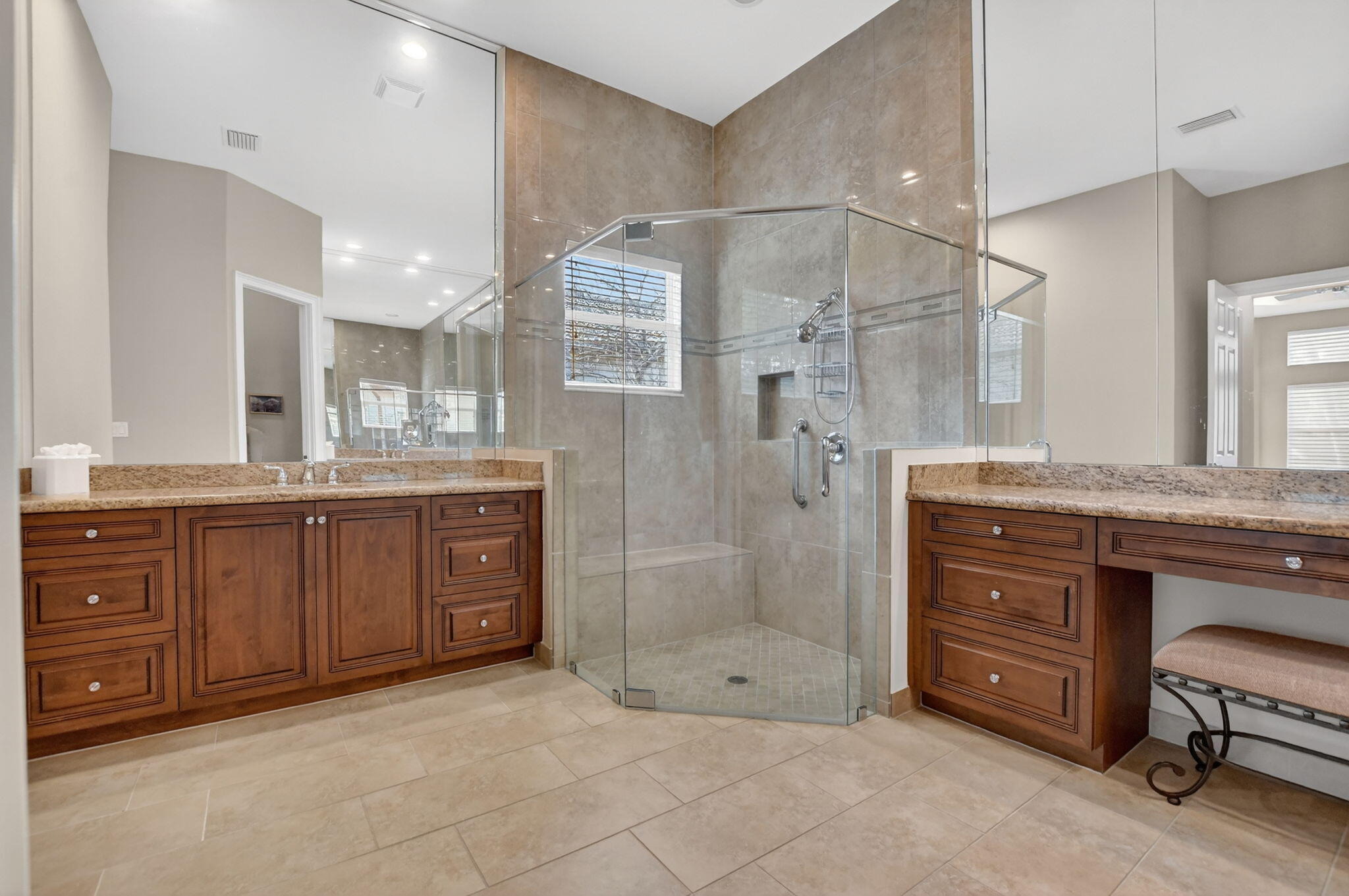 Glacier Bay Dr, Boynton Beach, FL 33473