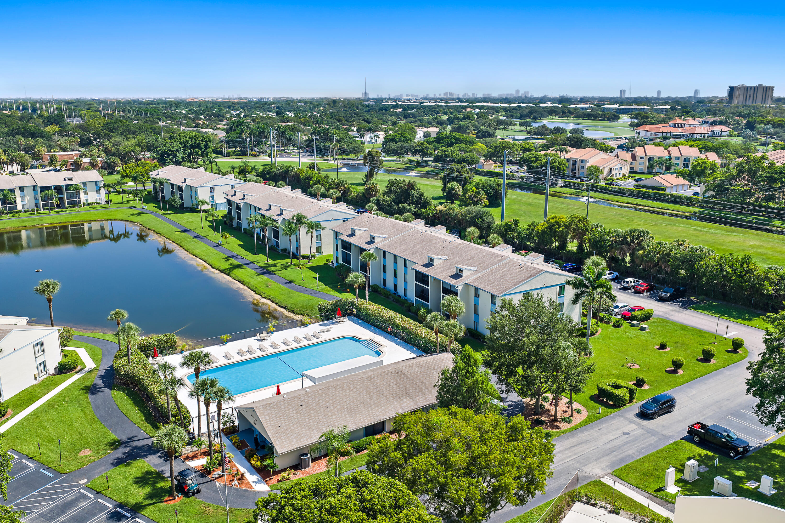 Green Pine Blvd, West Palm Beach, FL 33409