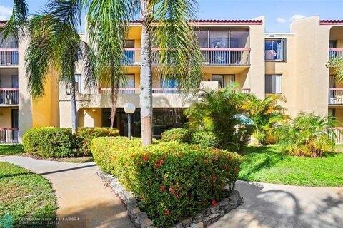 1st Way, Deerfield Beach, FL 33441