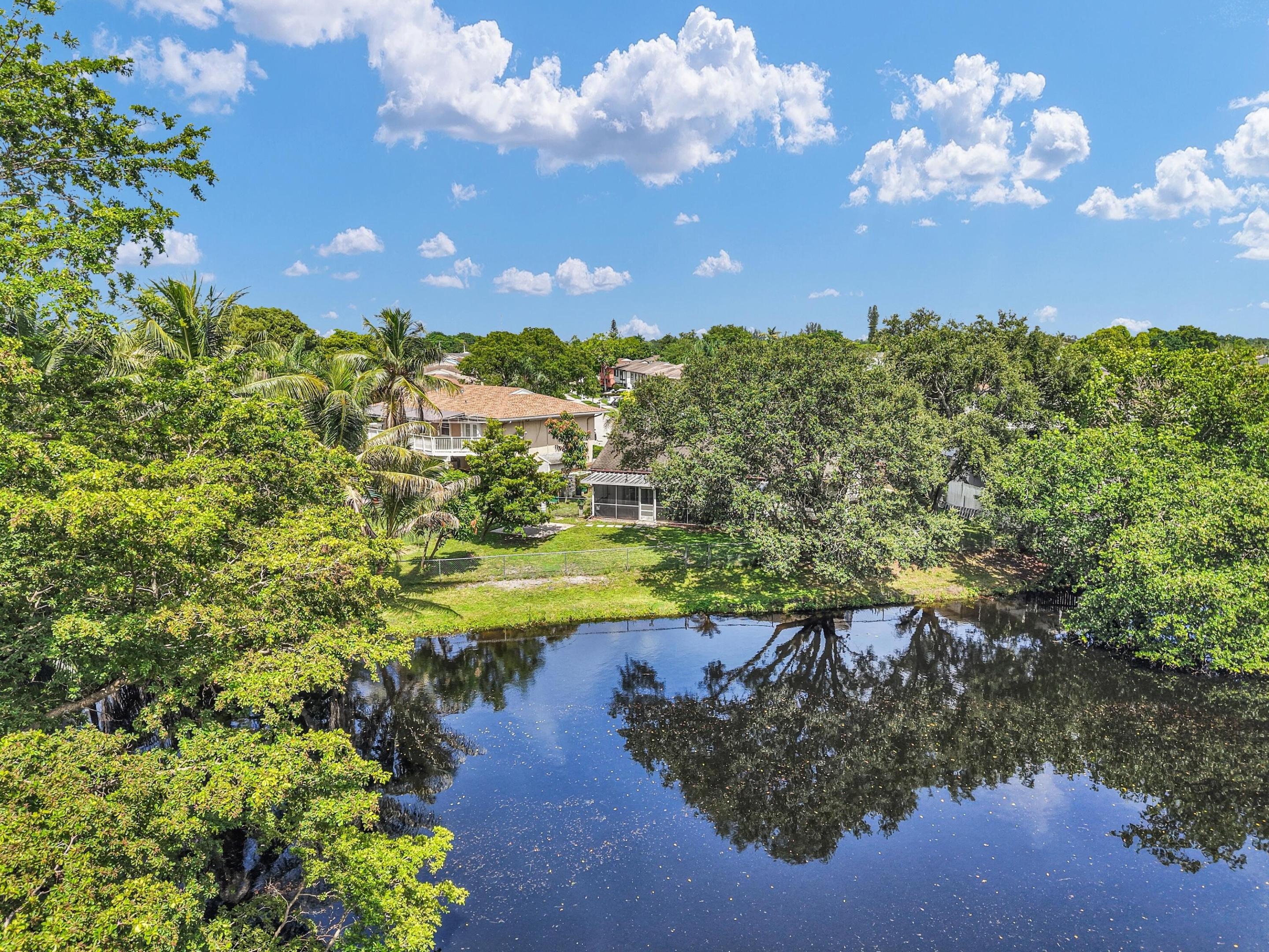 79th Way, Hollywood, FL 33024