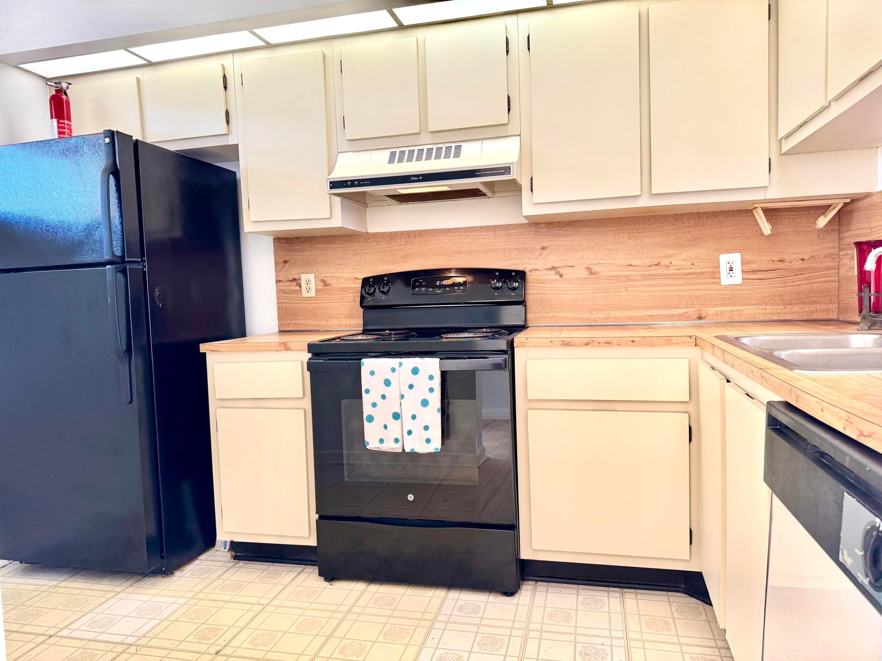 Lake Emerald Dr, Oakland Park, FL 33309 #1