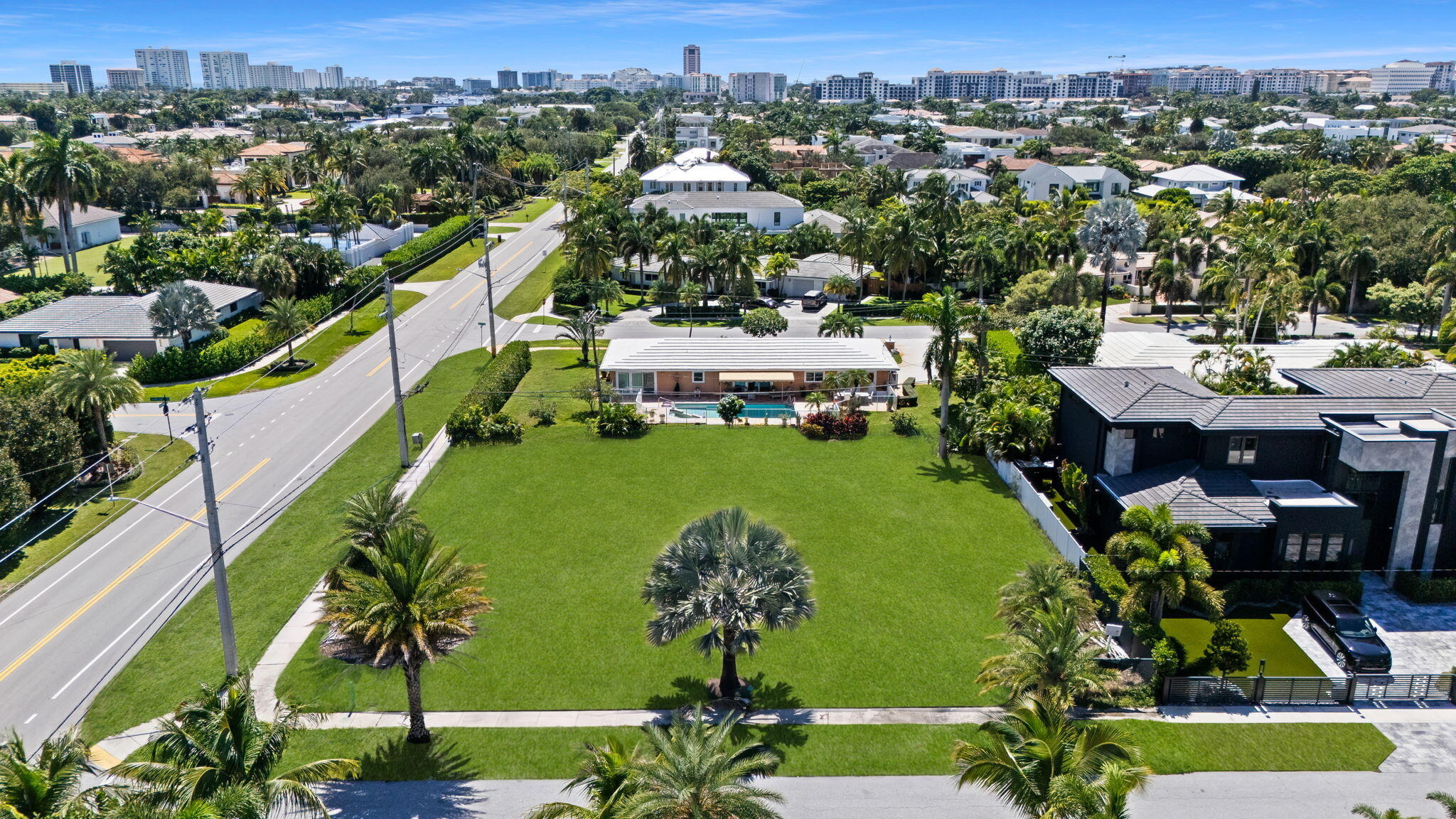 10th St, Boca Raton, FL 33432