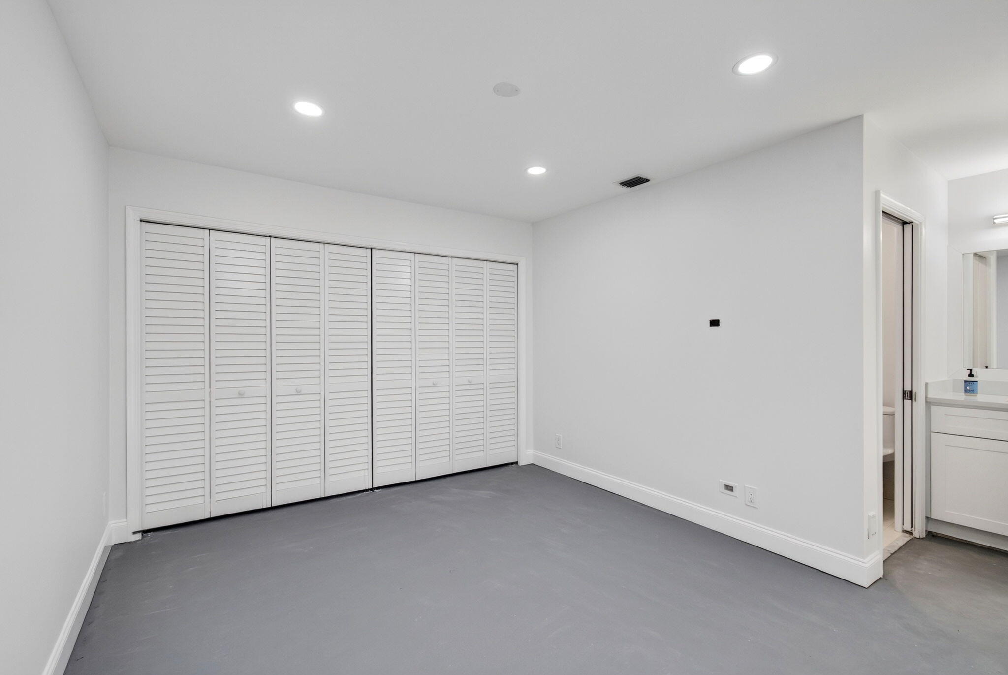 Strathearn Dr, Delray Beach, FL 33446