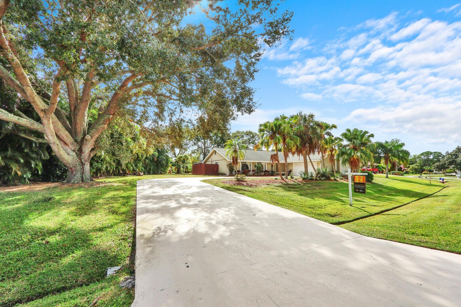 Darien Rd, Port Saint Lucie, FL 34952