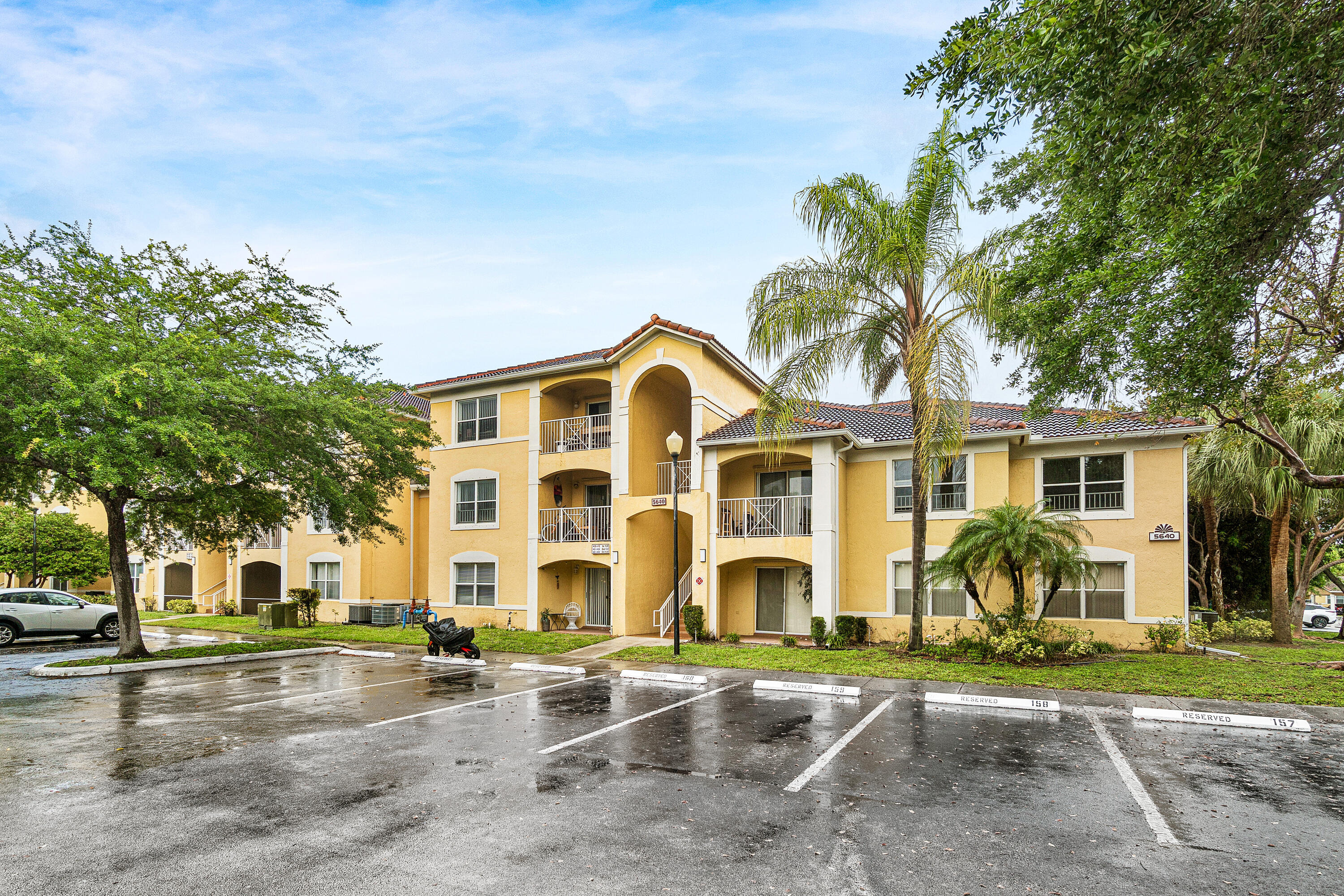 61st St, Coconut Creek, FL 33073 #1
