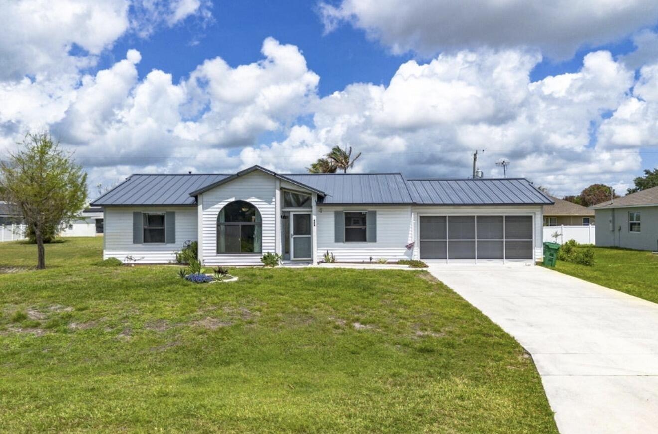 Voltair Ter, Port Saint Lucie, FL 34984