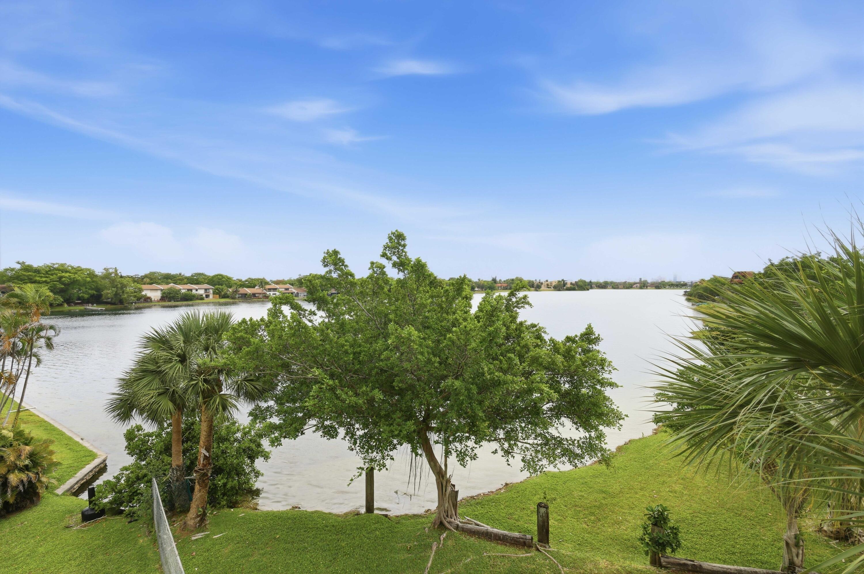 195th St, Miami, FL 33179 #1