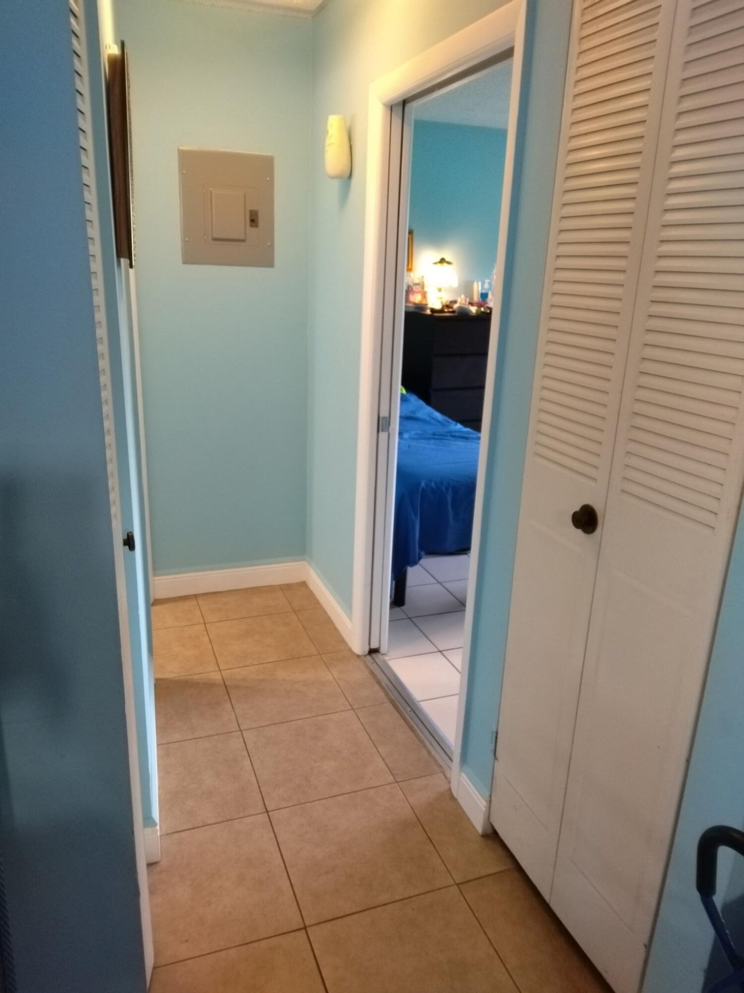 Dudley Dr, West Palm Beach, FL 33415