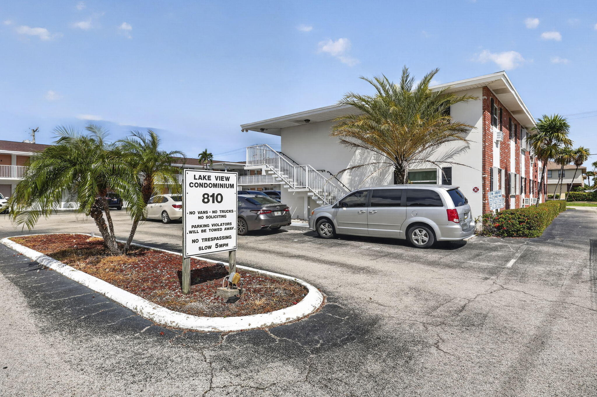 Lake Shore Dr, West Palm Beach, FL 33403