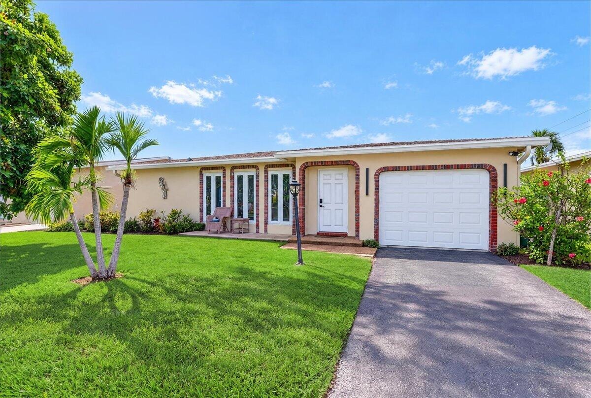 14th Ave, Deerfield Beach, FL 33064