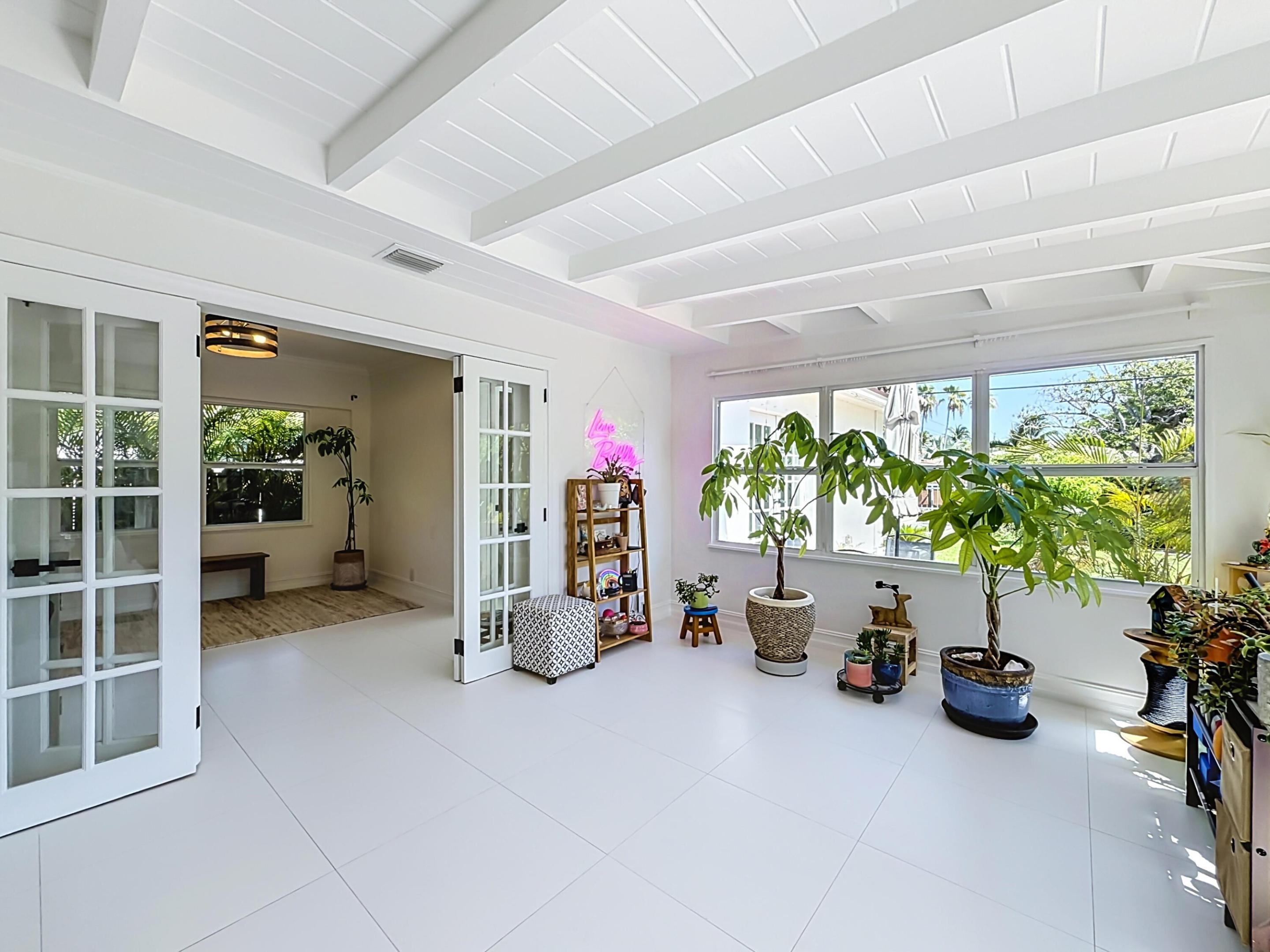 Washington St, Hollywood, FL 33020 #1