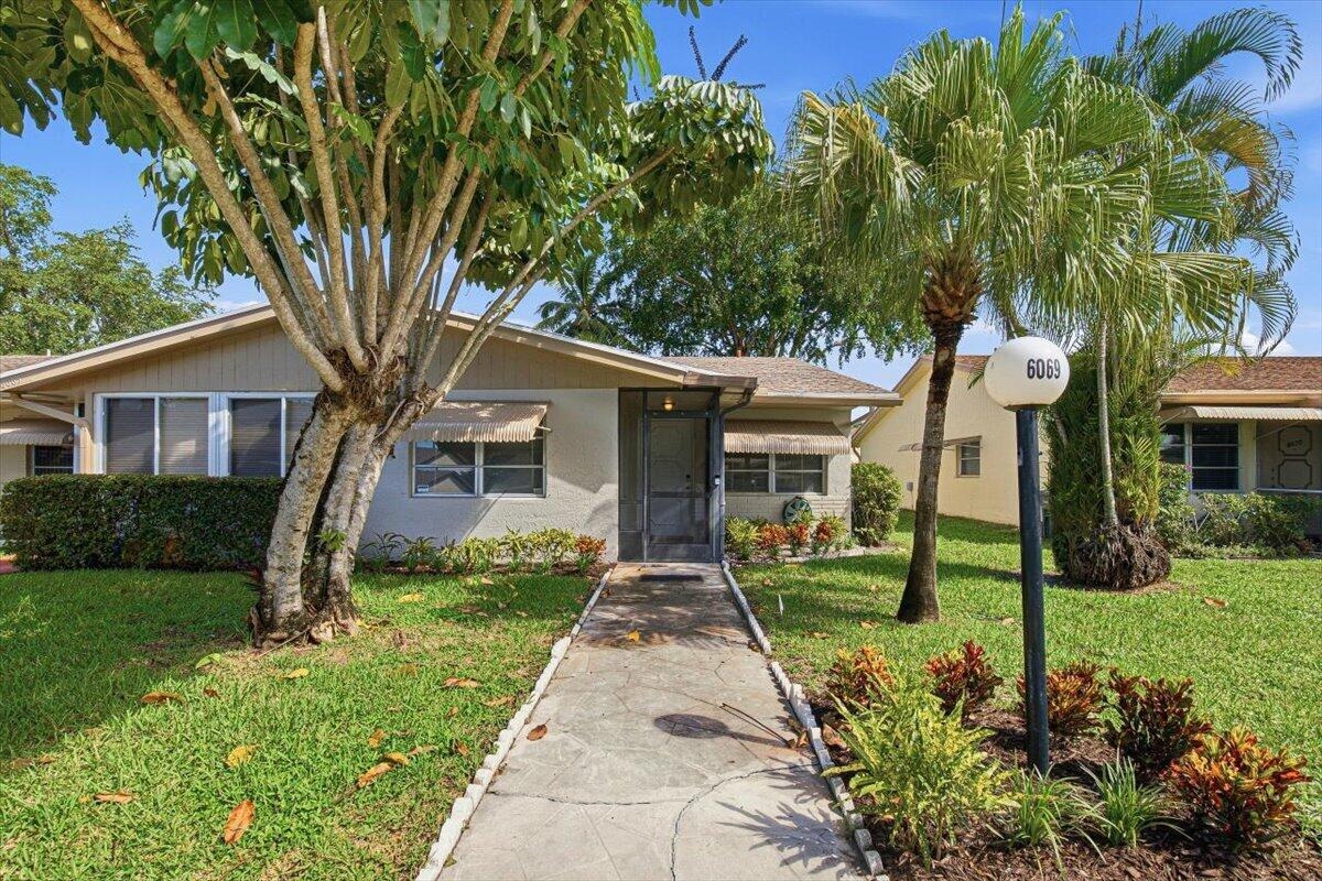 LA Palma Ln, Delray Beach, FL 33484