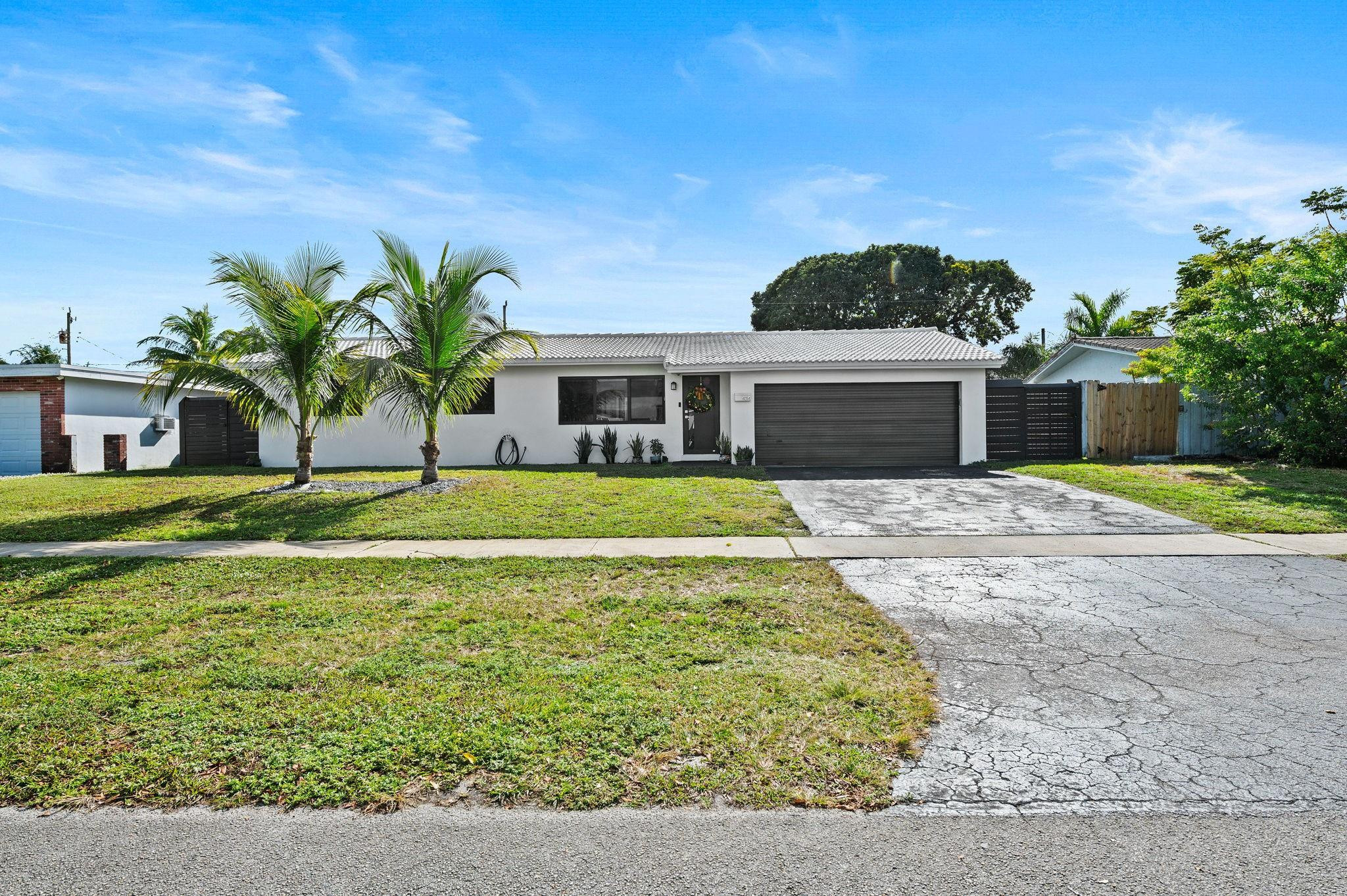 Roosevelt St, Hollywood, FL 33021