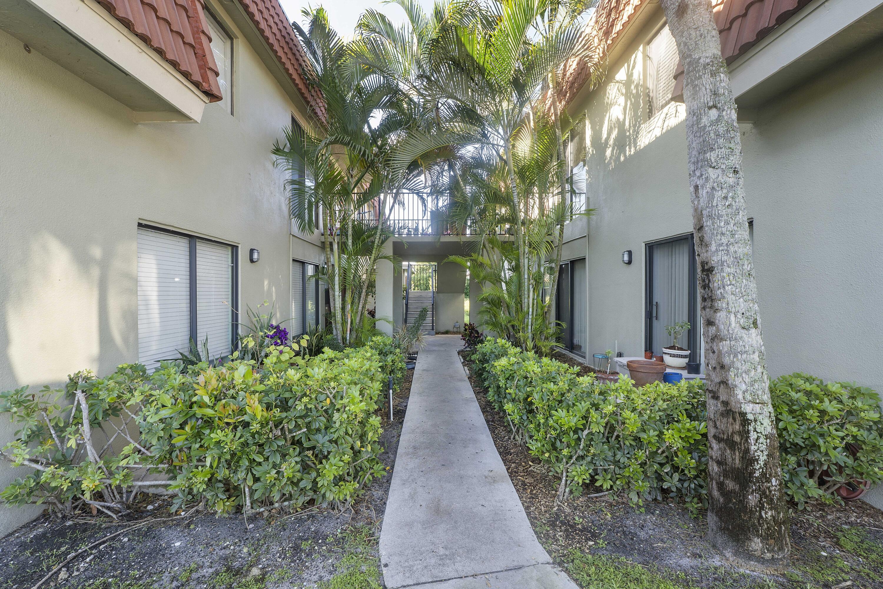 Royal Palm Blvd, Coral Springs, FL 33065