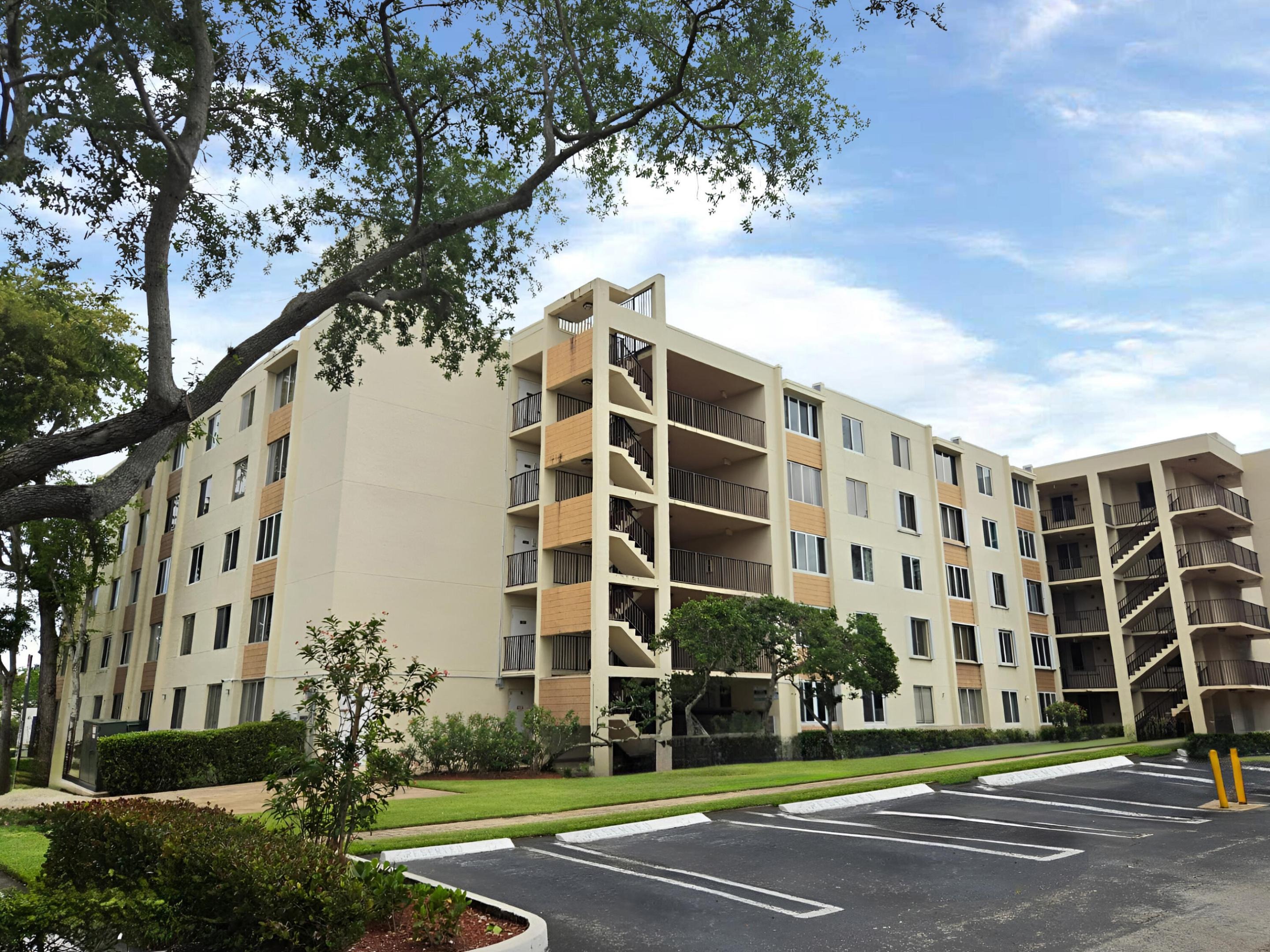 Riverside Dr, Coral Springs, FL 33065 #1