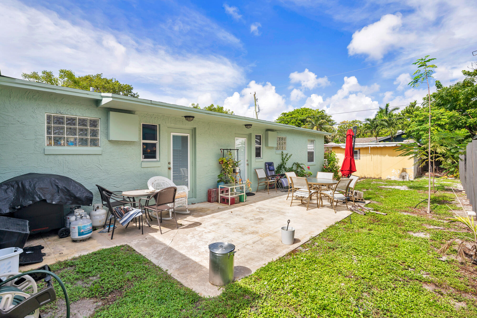 New Jersey St, West Palm Beach, FL 33401