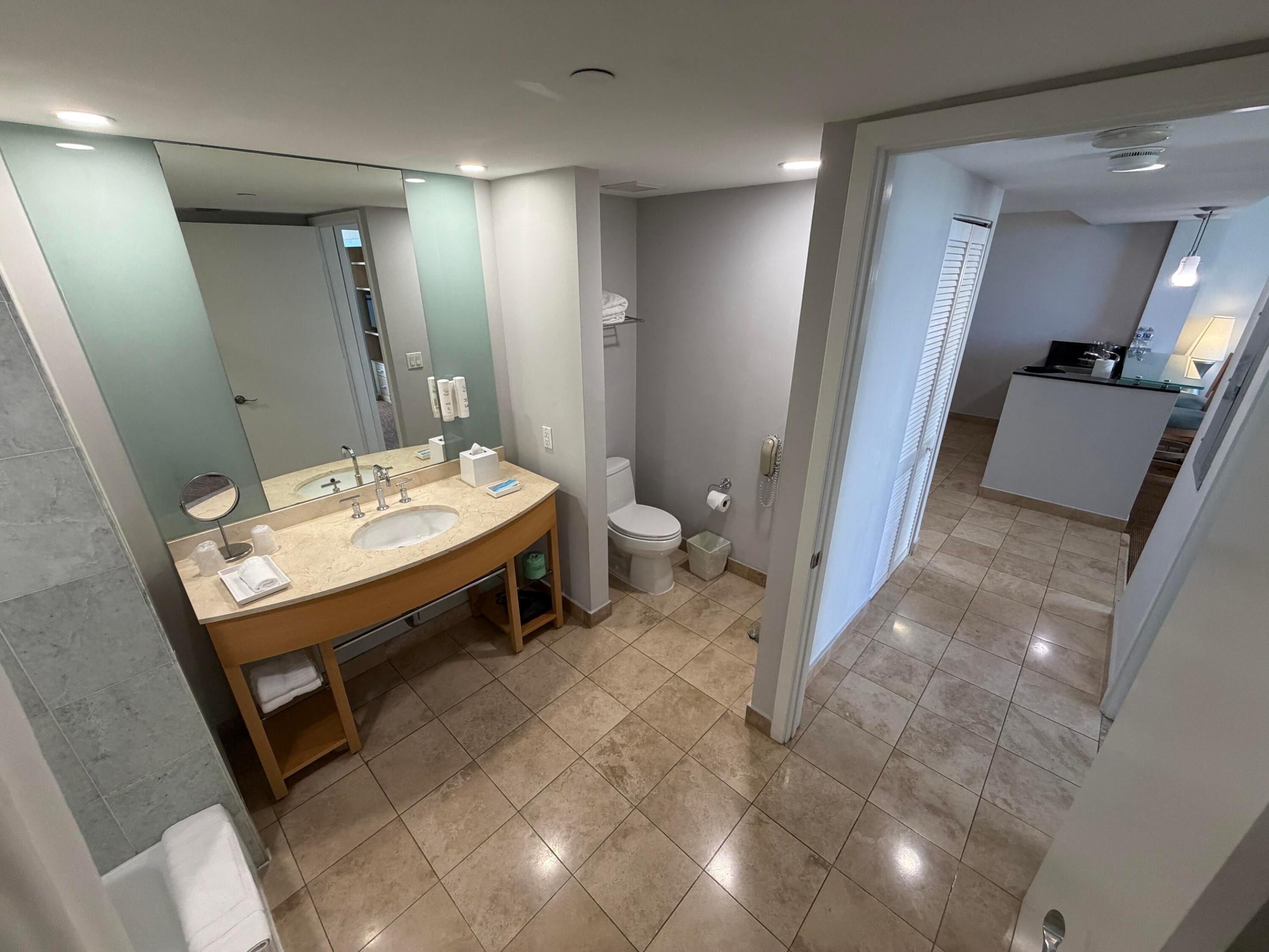 Collins Ave, Sunny Isles Beach, FL 33160