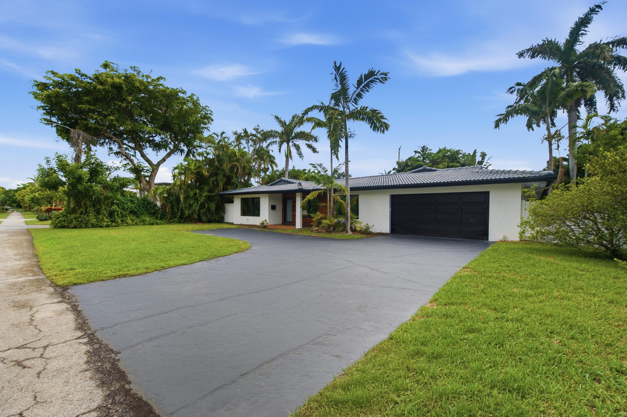 27th Ter, Fort Lauderdale, FL 33305