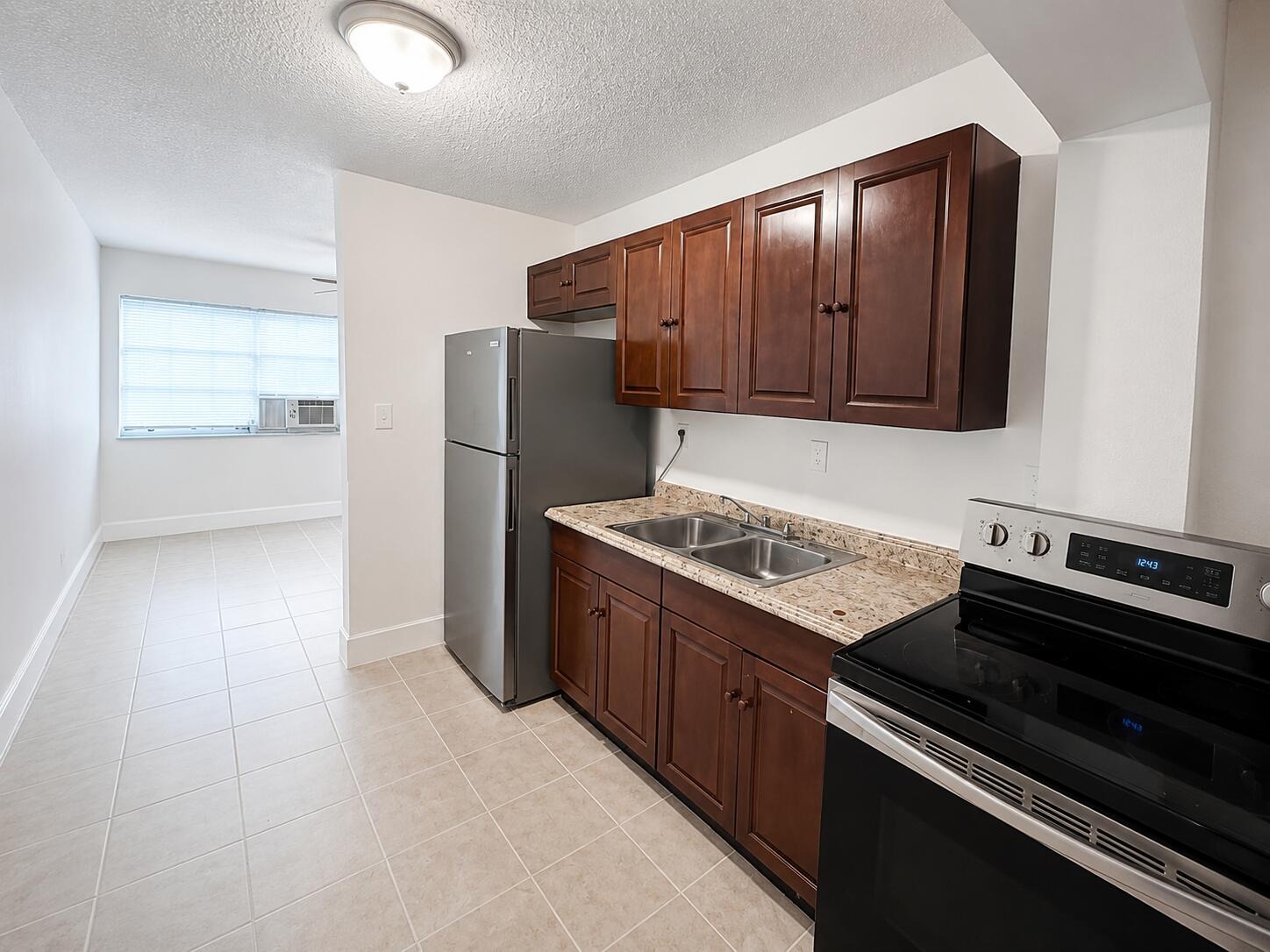 15th Ter, Fort Lauderdale, FL 33311
