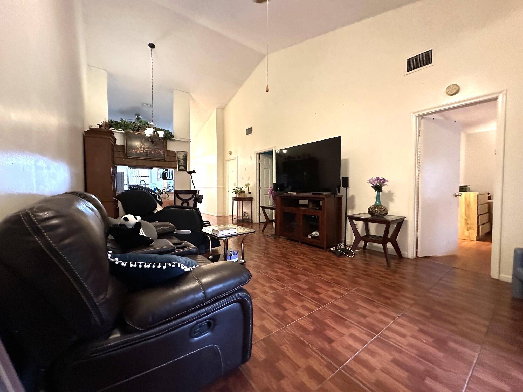 Parkside Green Dr, Greenacres, FL 33415