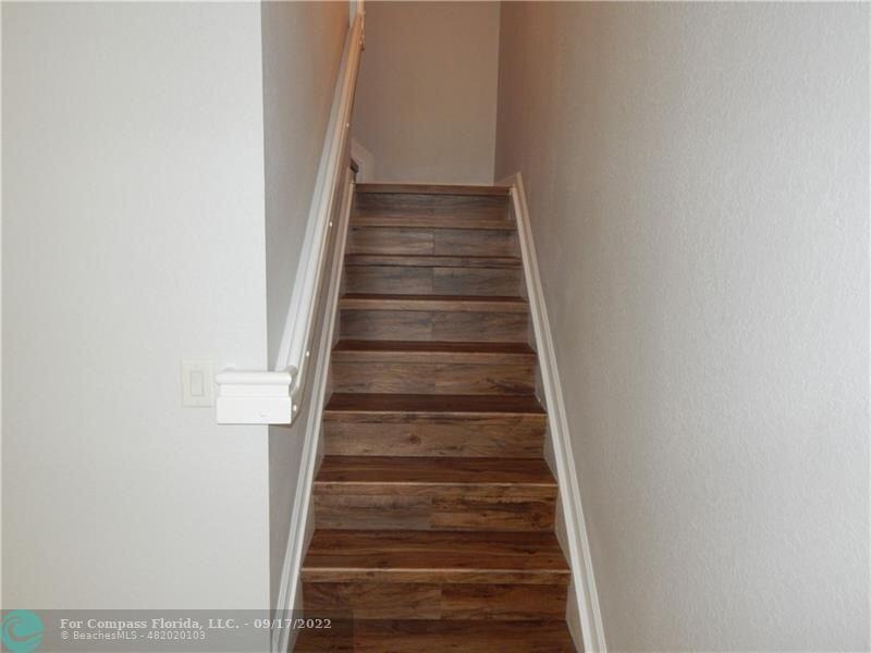 Mimosa Pl, Coconut Creek, FL 33073