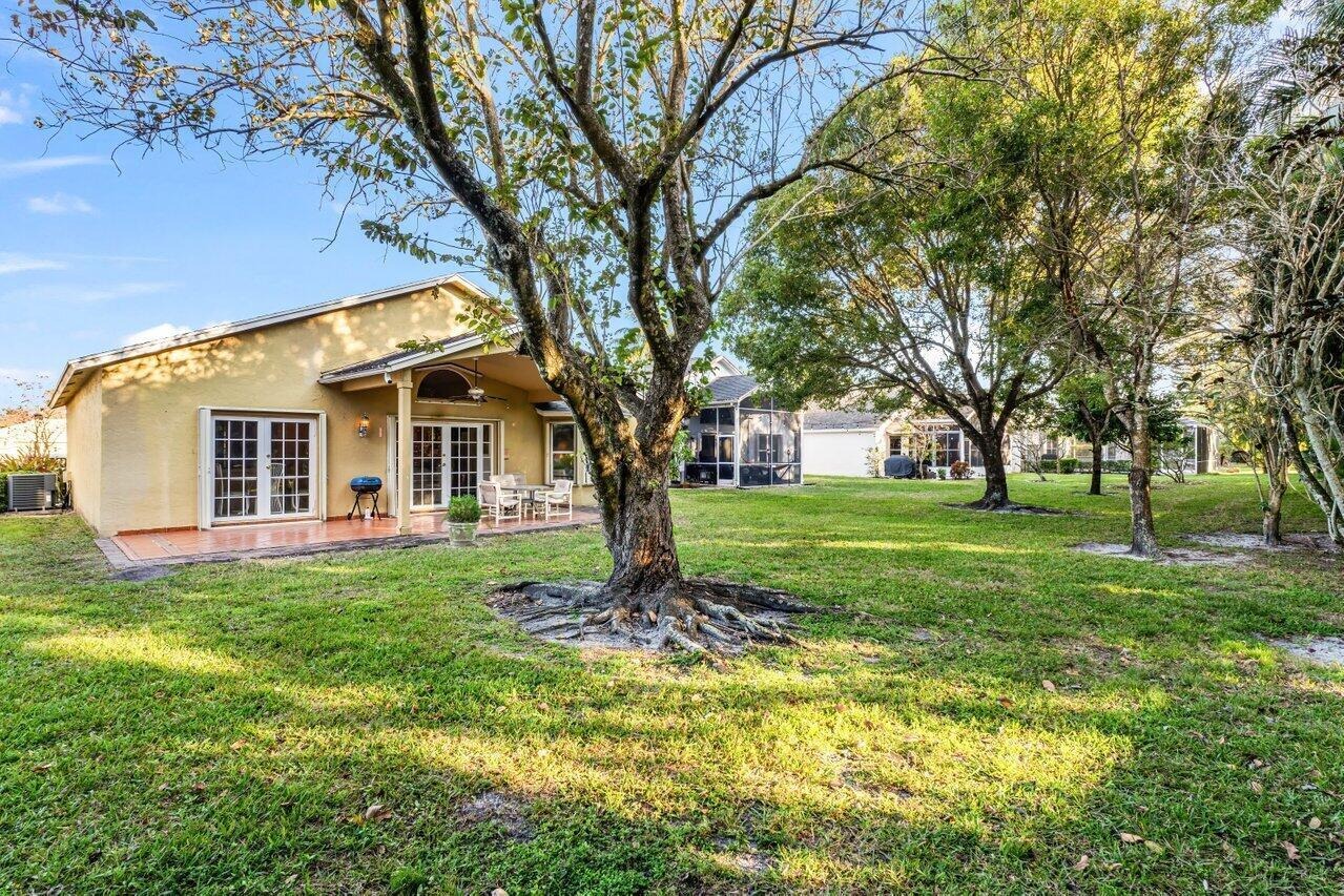 Soundings Ct, Greenacres, FL 33413