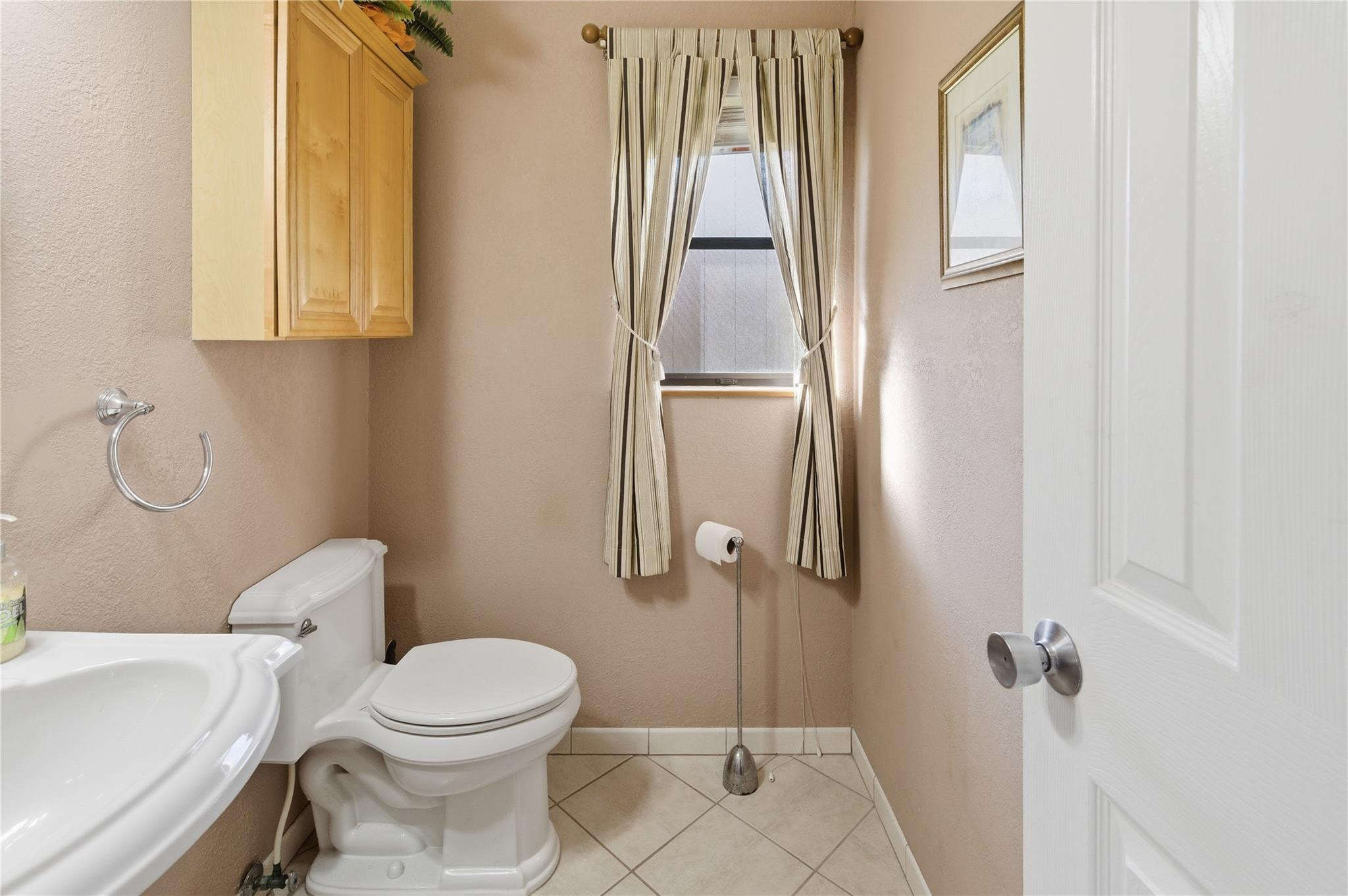 Lakeview Dr, Coral Springs, FL 33071 #1