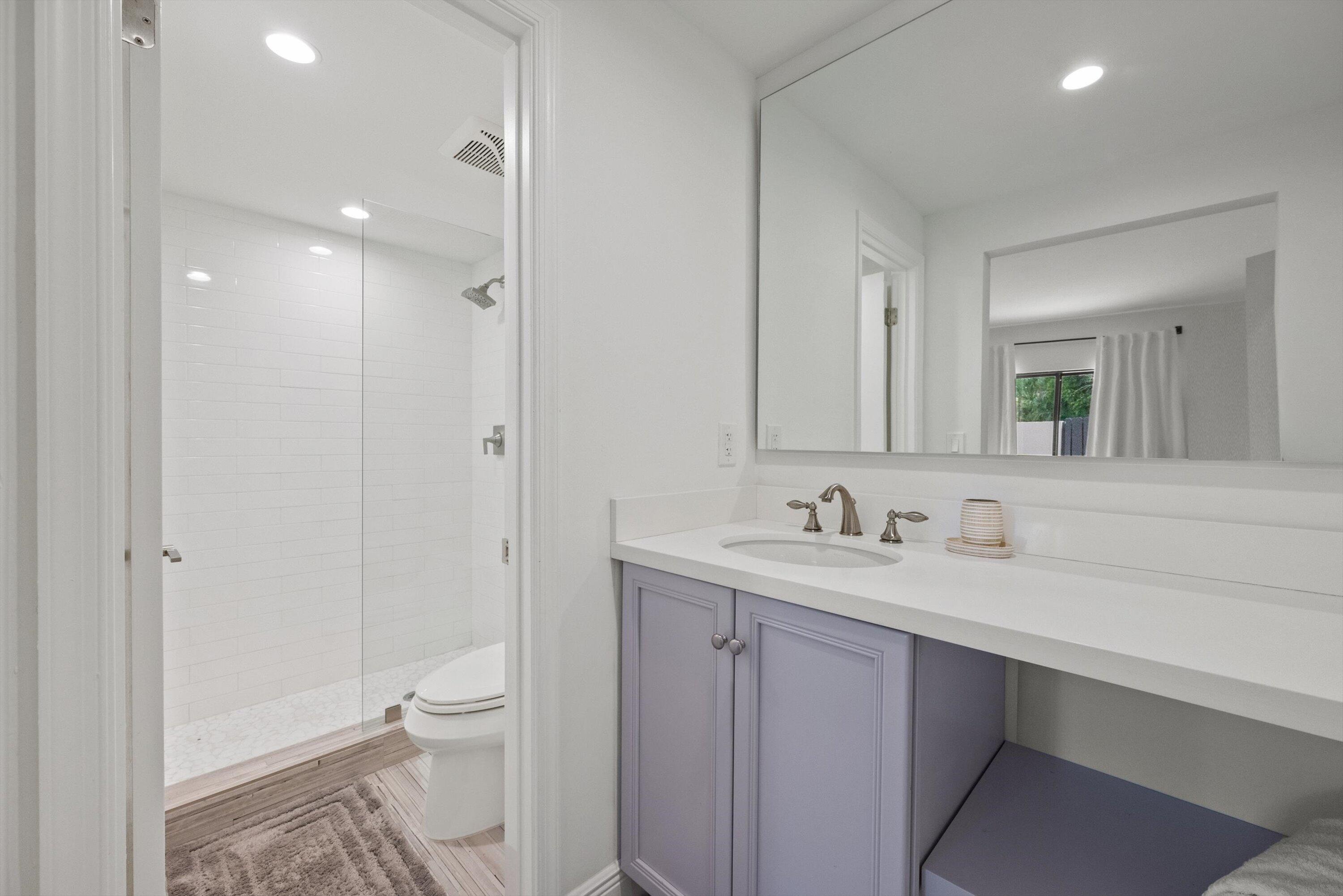 Pond View Dr, Wellington, FL 33414
