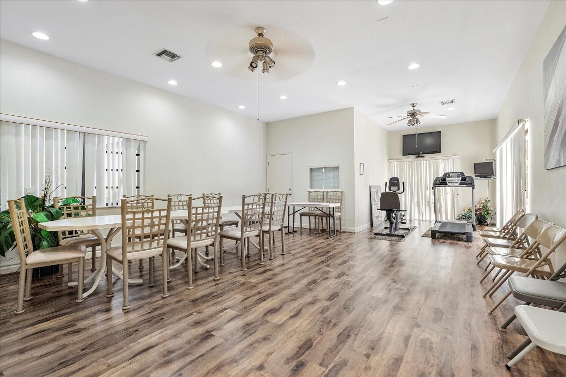 79th Ave, Tamarac, FL 33321