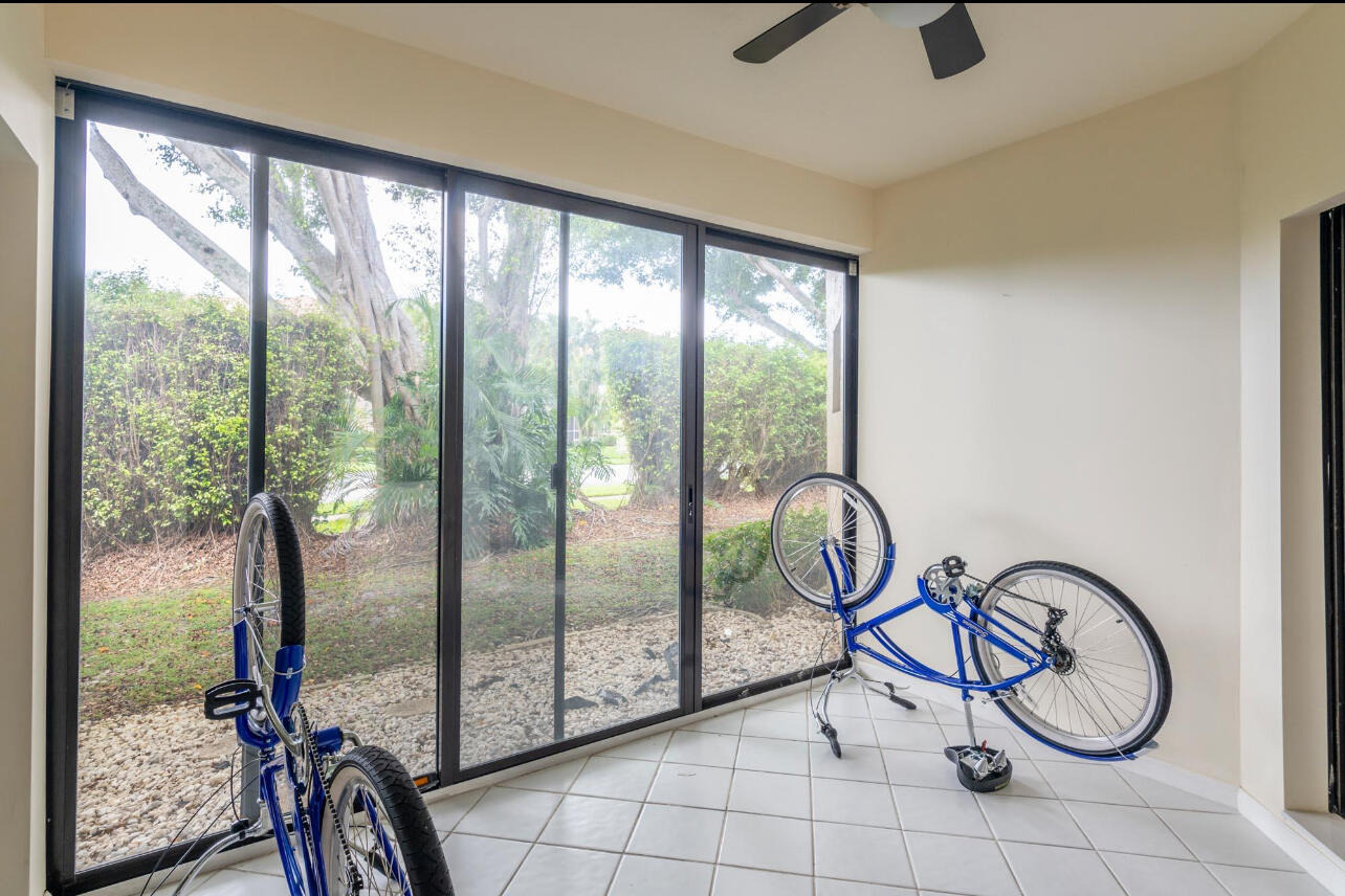 Montego Bay Blvd, Boca Raton, FL 33433
