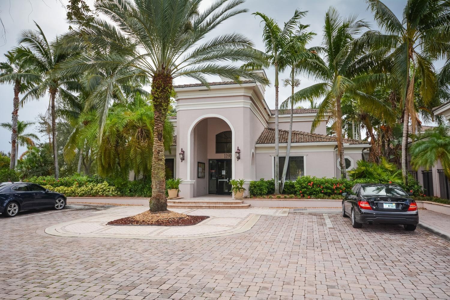 Anzio Ct, Palm Beach Gardens, FL 33410