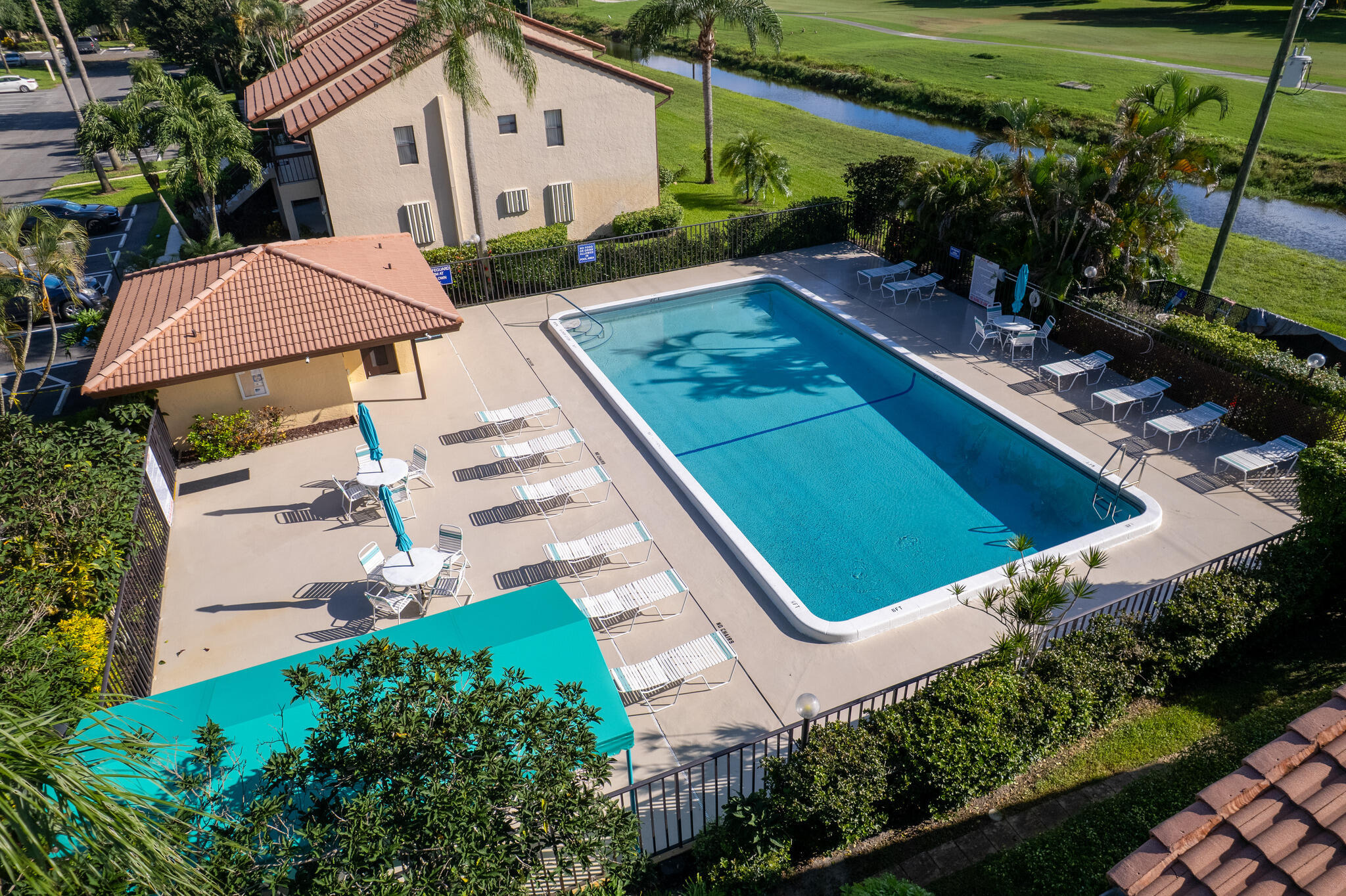 Lucerne Lakes Blvd, Lake Worth, FL 33467