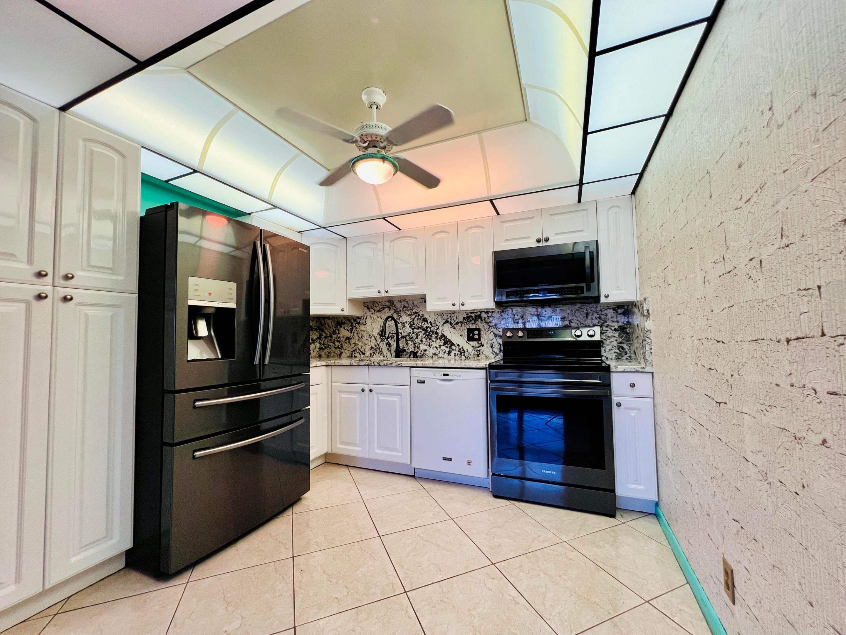Wellington B , West Palm Beach, FL 33417