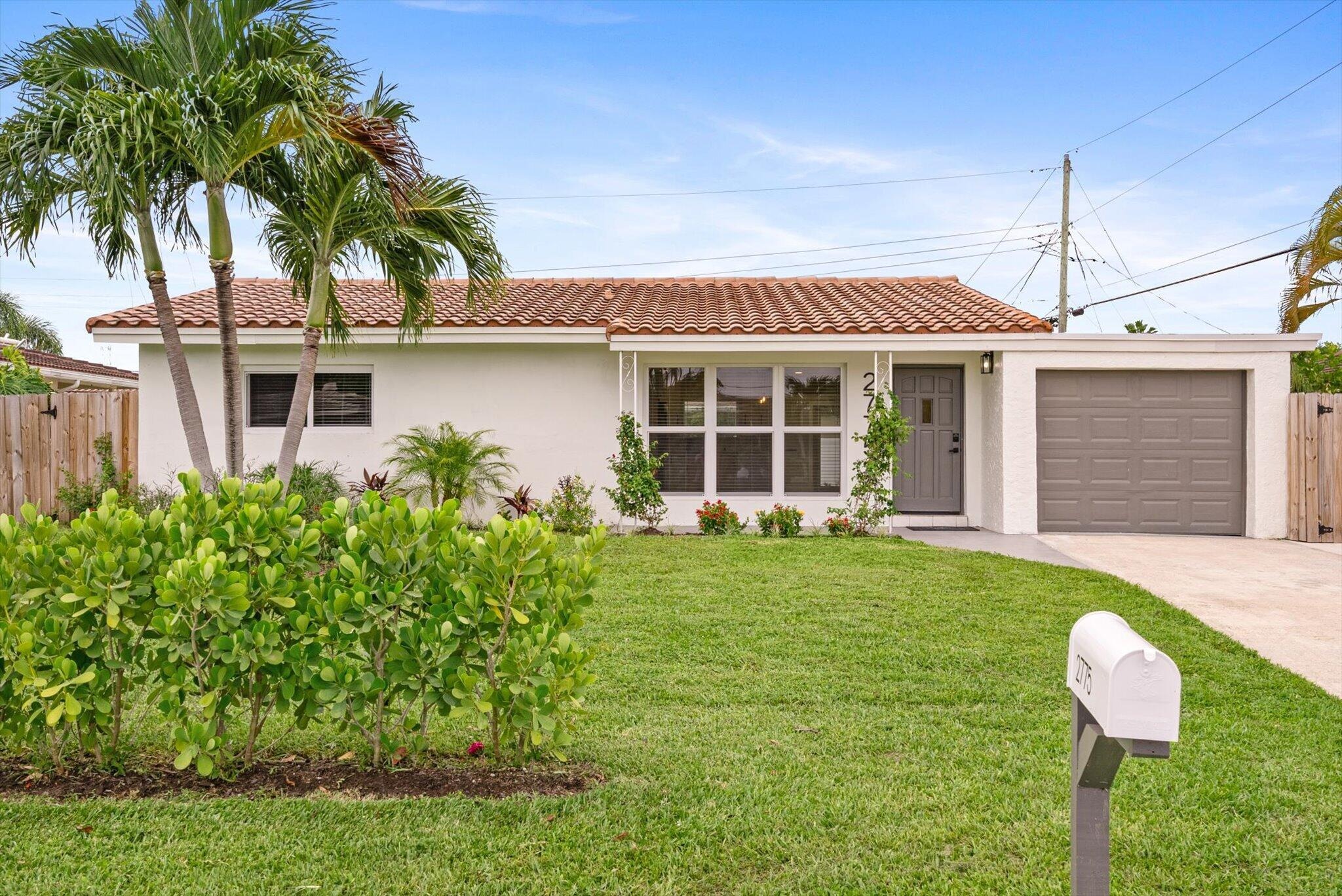 5th Ave, Boca Raton, FL 33431