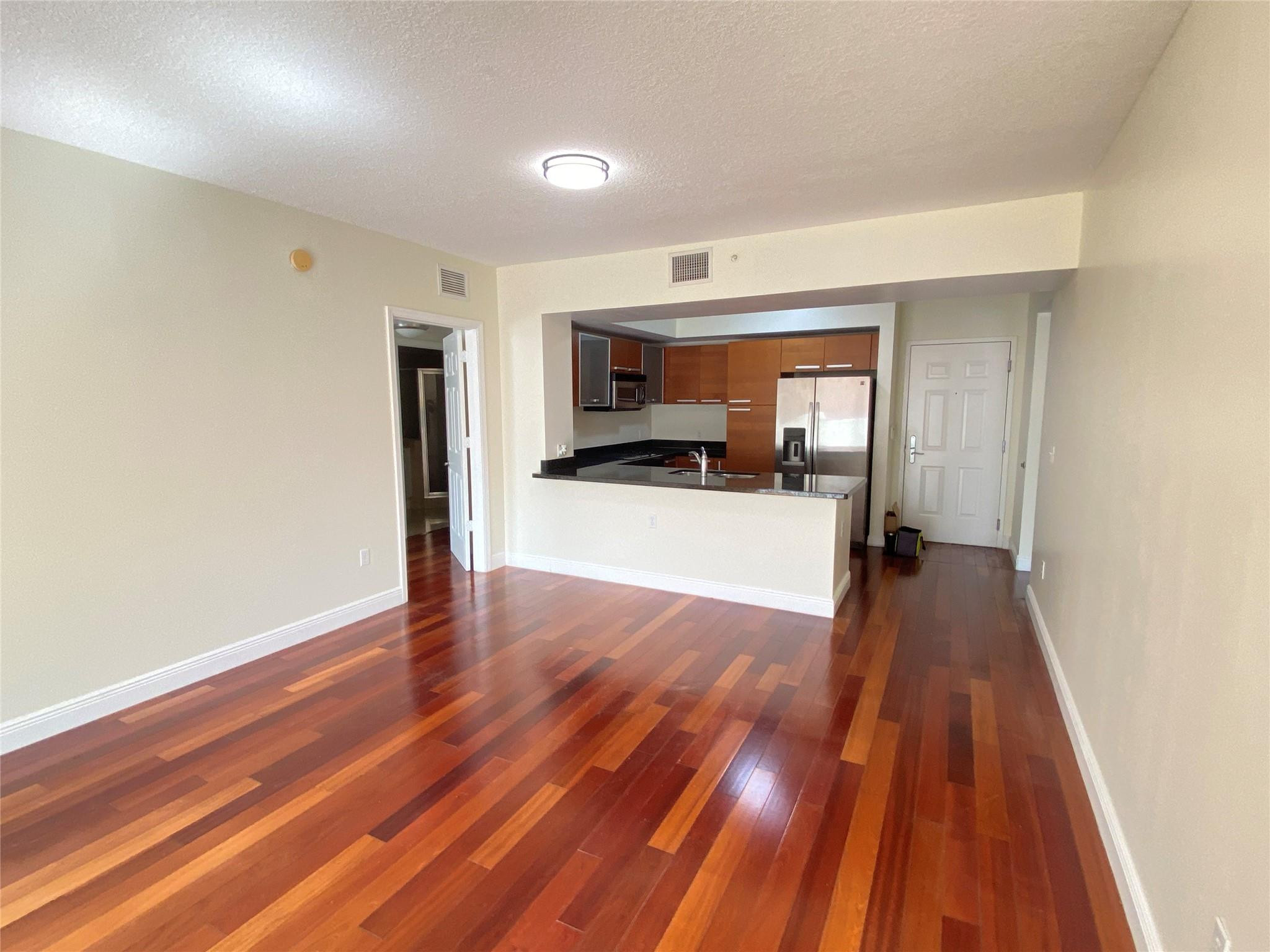 Douglas Rd, Coral Gables, FL 33134