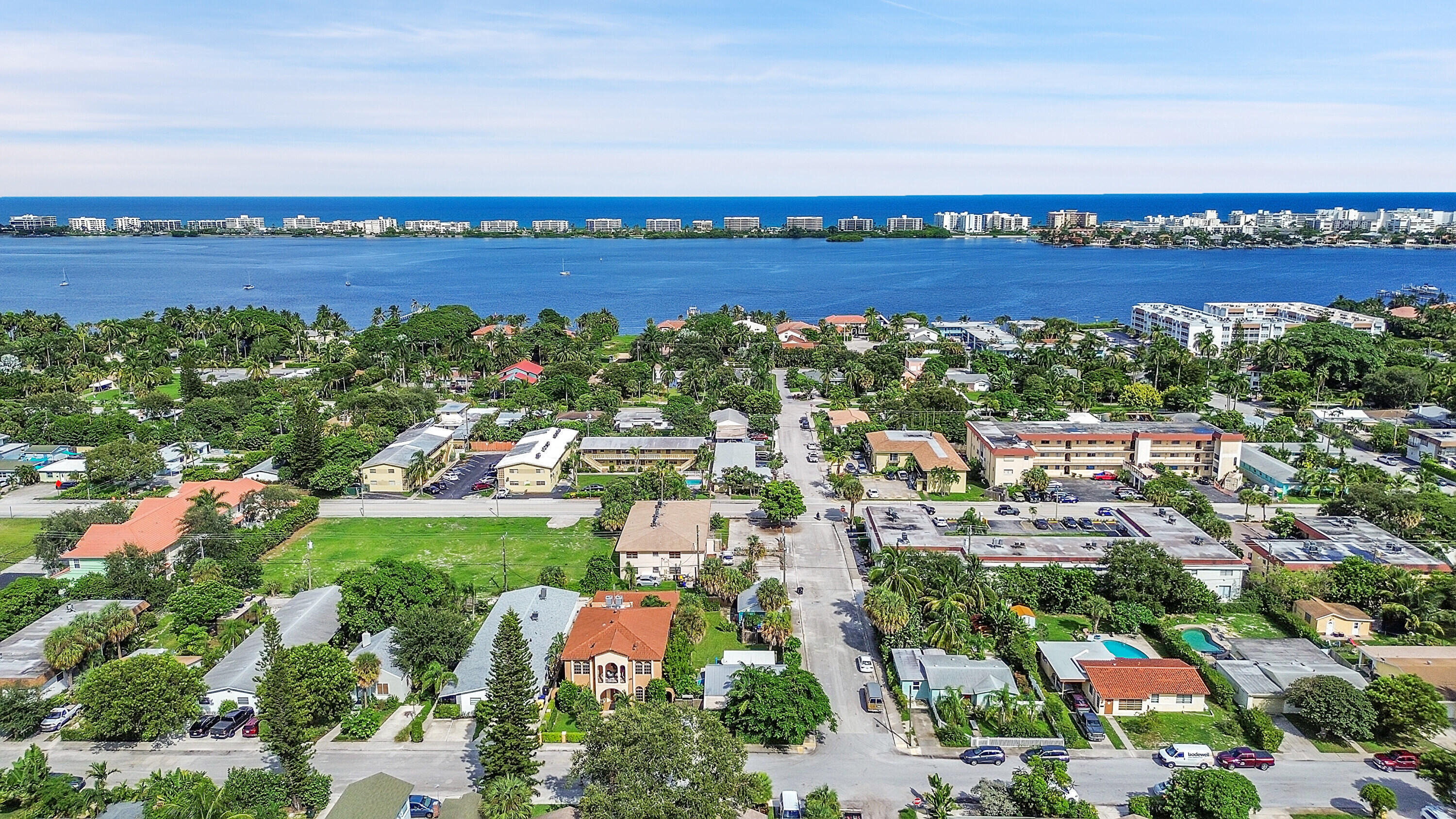 Palmway , Lake Worth Beach, FL 33460