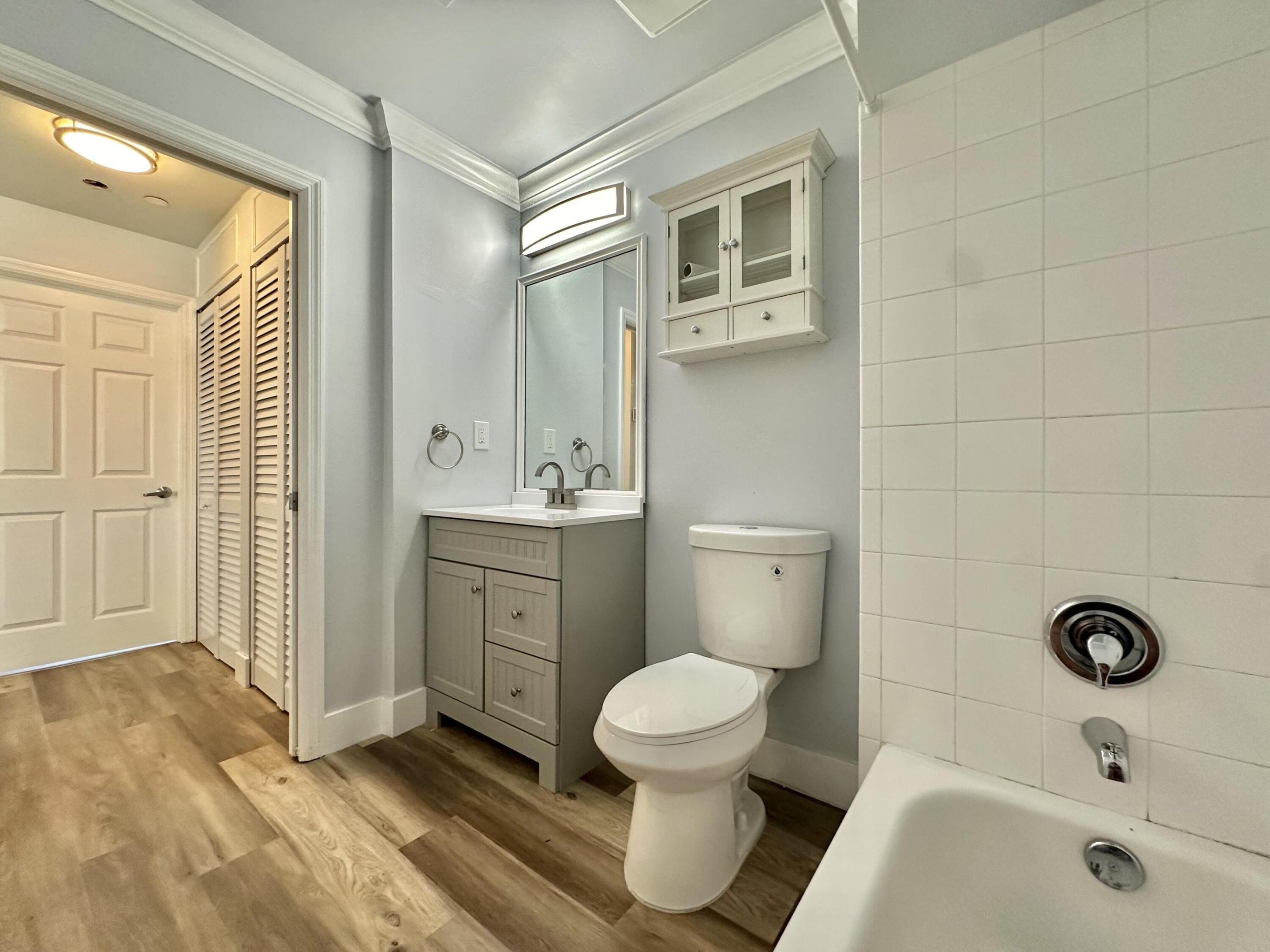 Royal Palm Way, Boca Raton, FL 33432