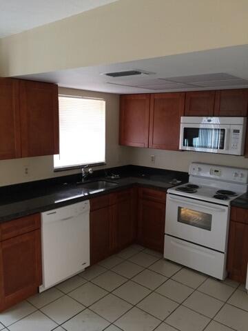 27th St, Lauderhill, FL 33313