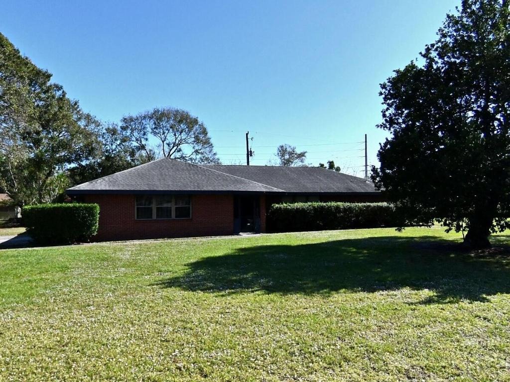 30th St, Fort Pierce, FL 34981
