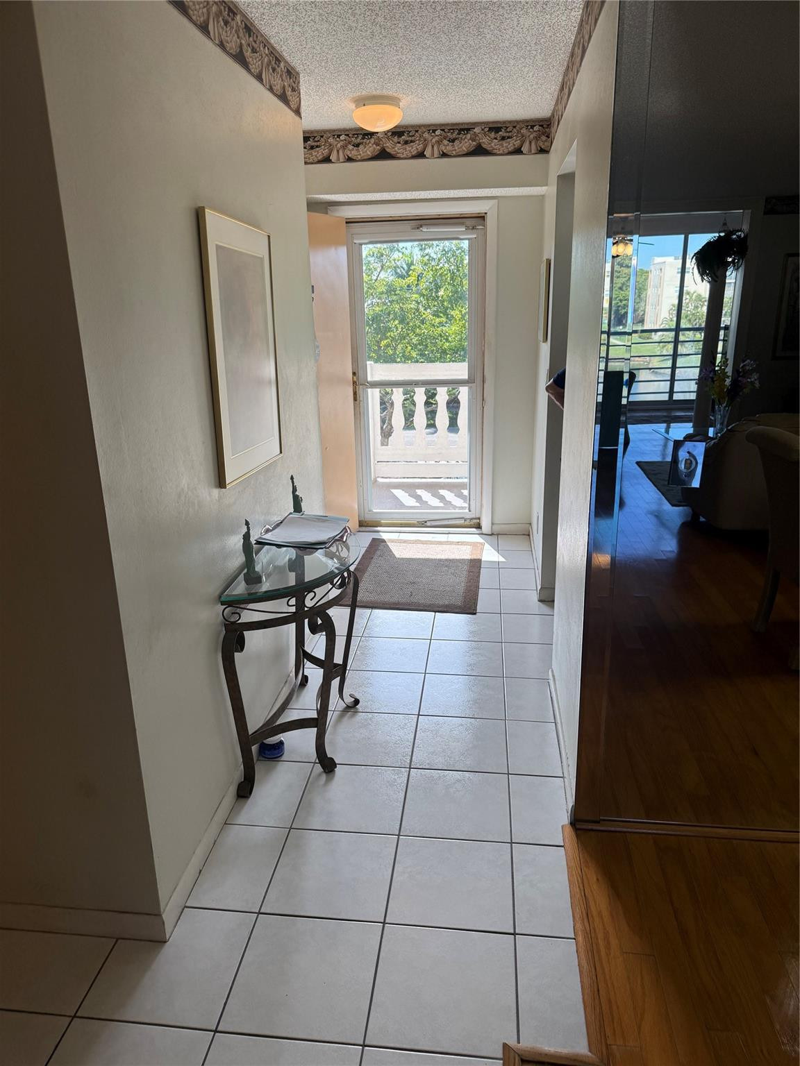 11th Ter, Dania, FL 33004